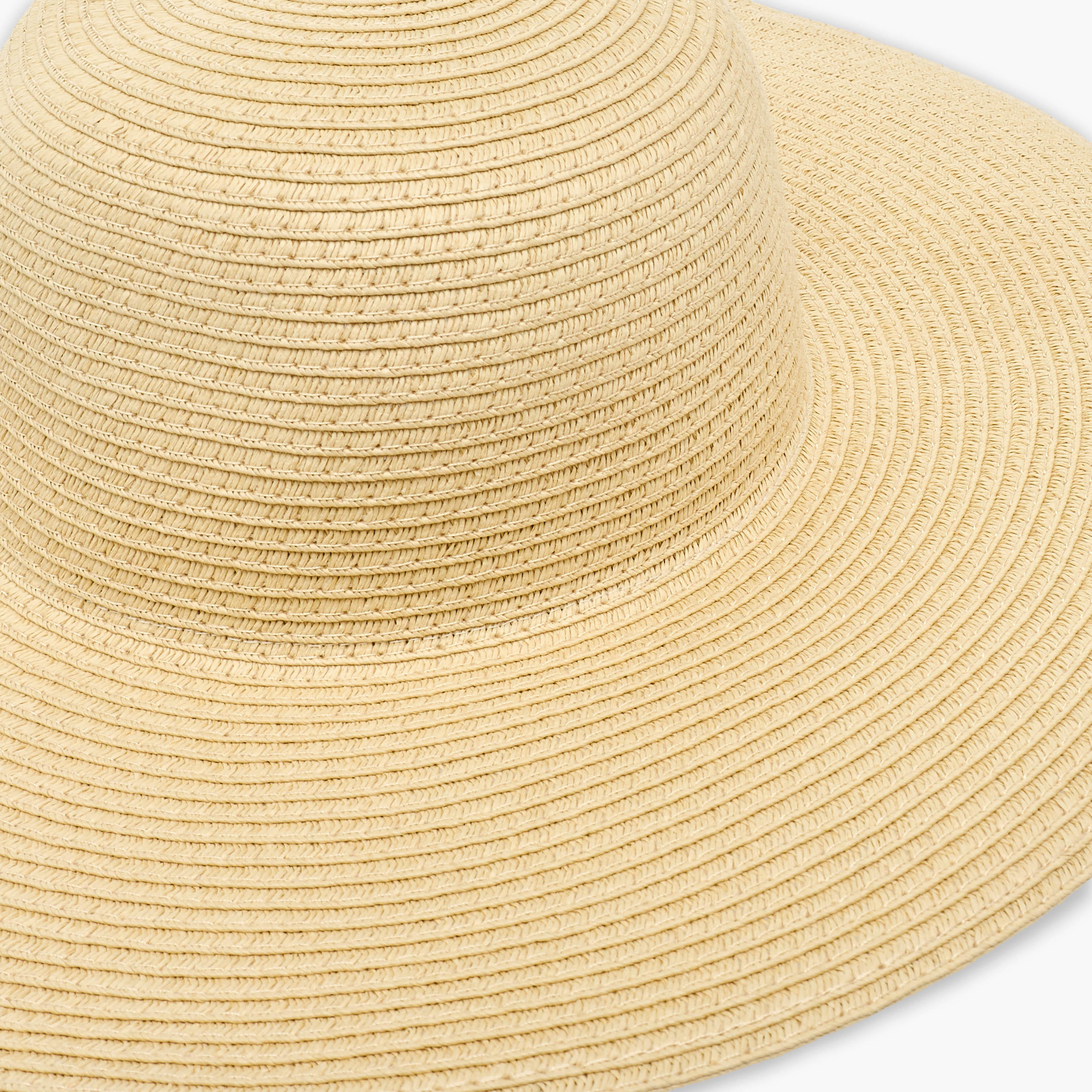 قبعة مطرزة-women-clothingaccessories-capsandhats-image-2