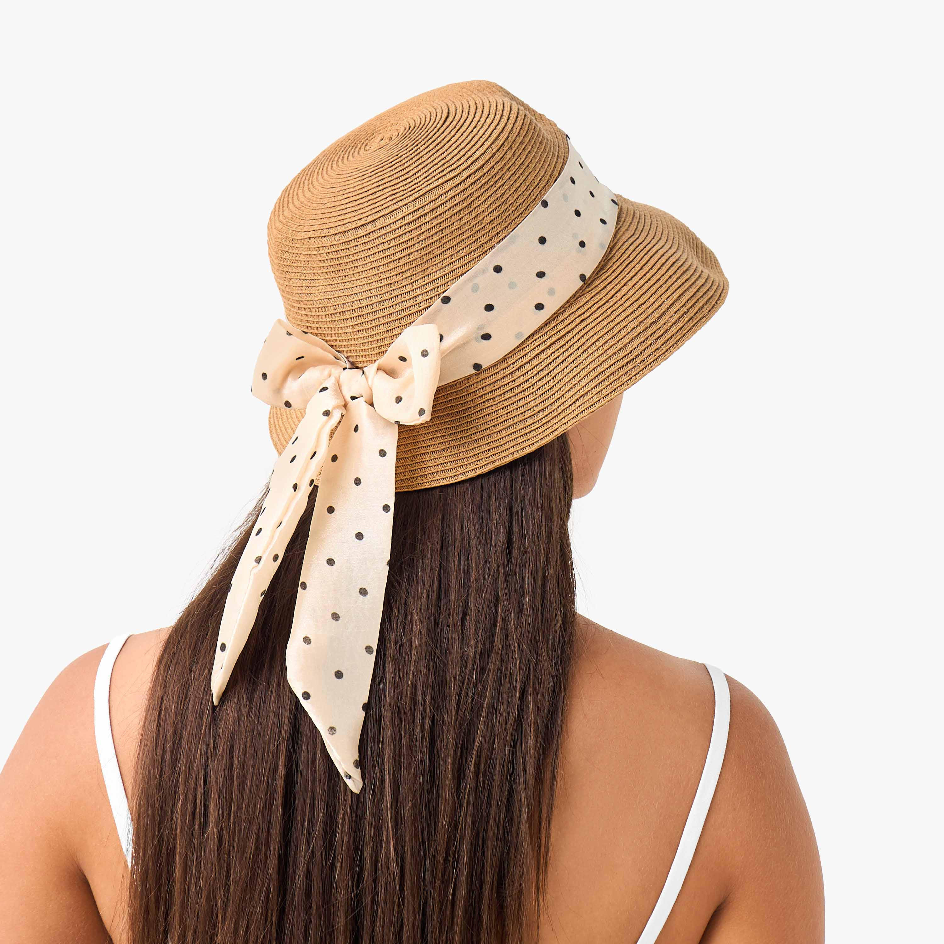 قبعة بزينة فيونكة-women-clothingaccessories-capsandhats-image-1