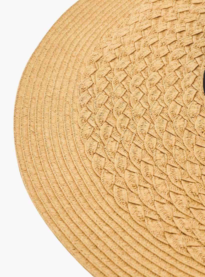 قبعة قش أنيقة بحواف عريضة وزينة شريطة-women-clothingaccessories-capsandhats-image-4