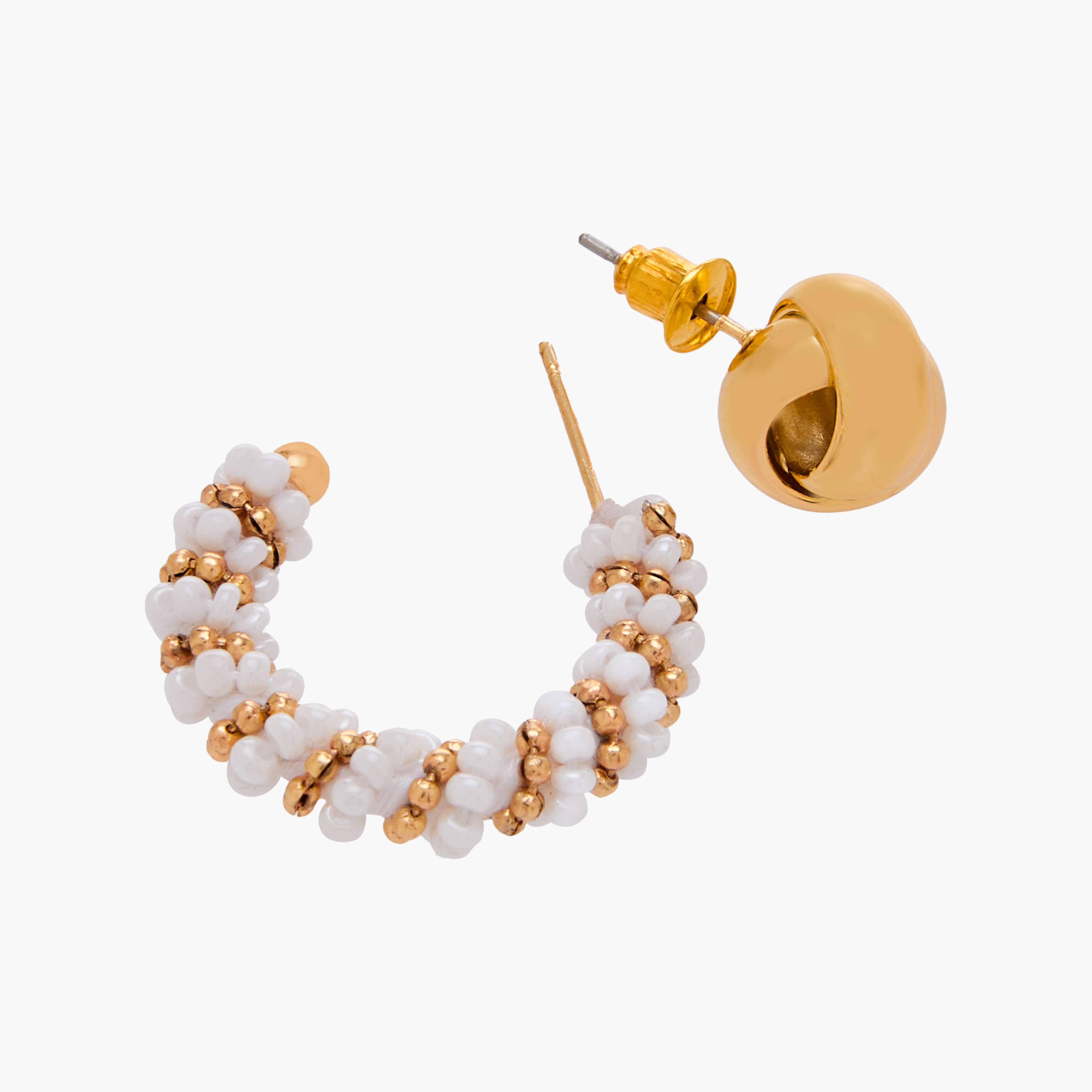 طقم أقراط ذهبية بمكبس إغلاق خلفي 3 أزواج متنوعة-women-watchesandjewellery-jewellery-earrings-image-6