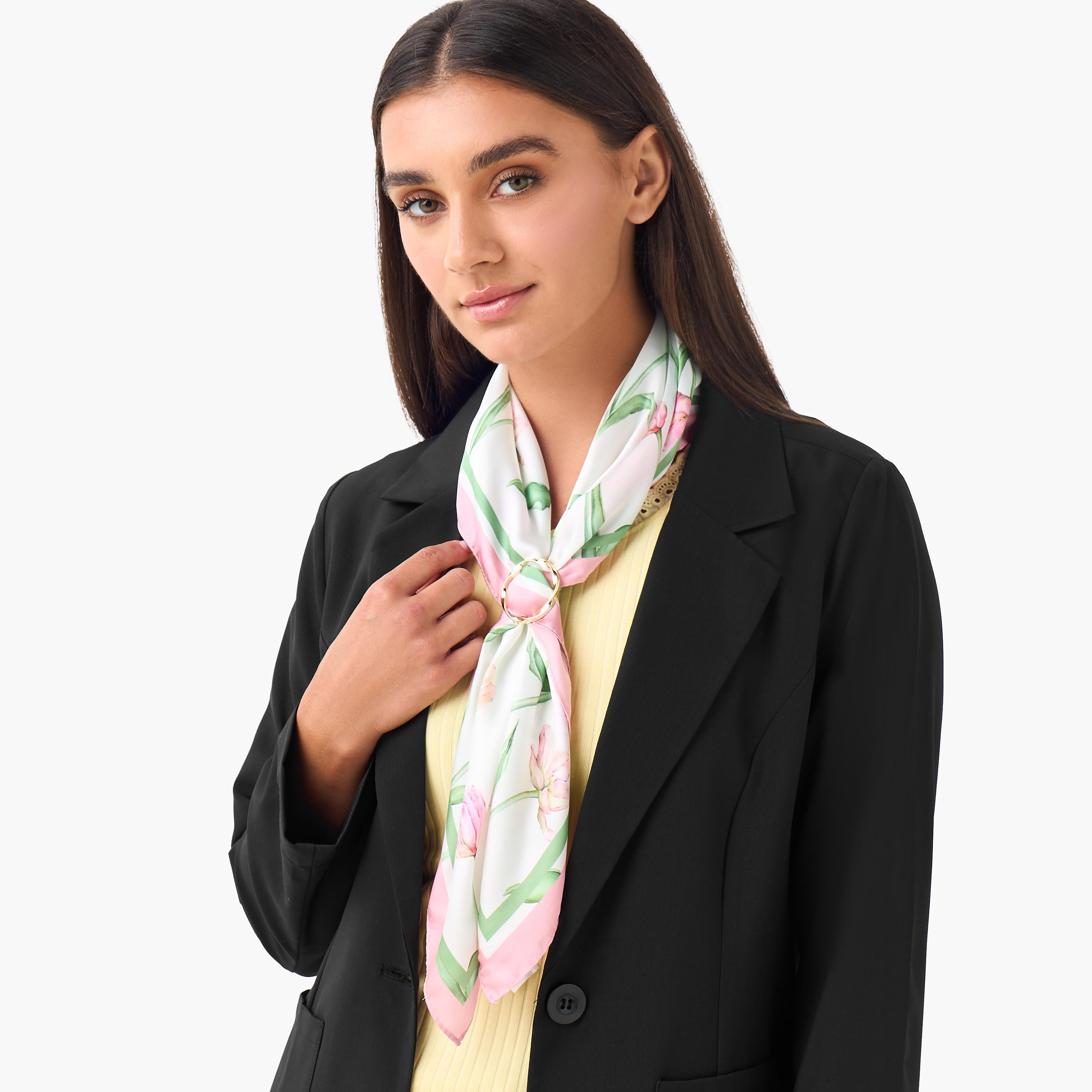 وشاح ساتان مربع متعدد الألوان بطبعات-women-winterwear-scarves-image-2