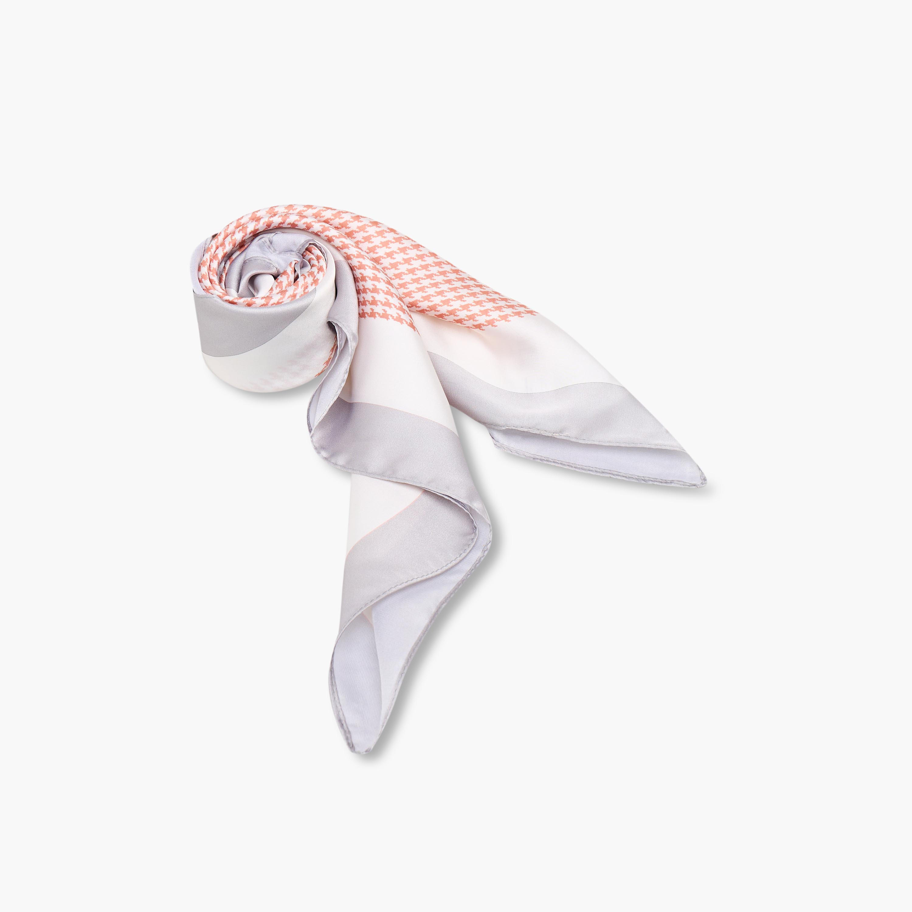 وشاح ساتان مربع متعدد الألوان بطبعات-women-winterwear-scarves-image-4
