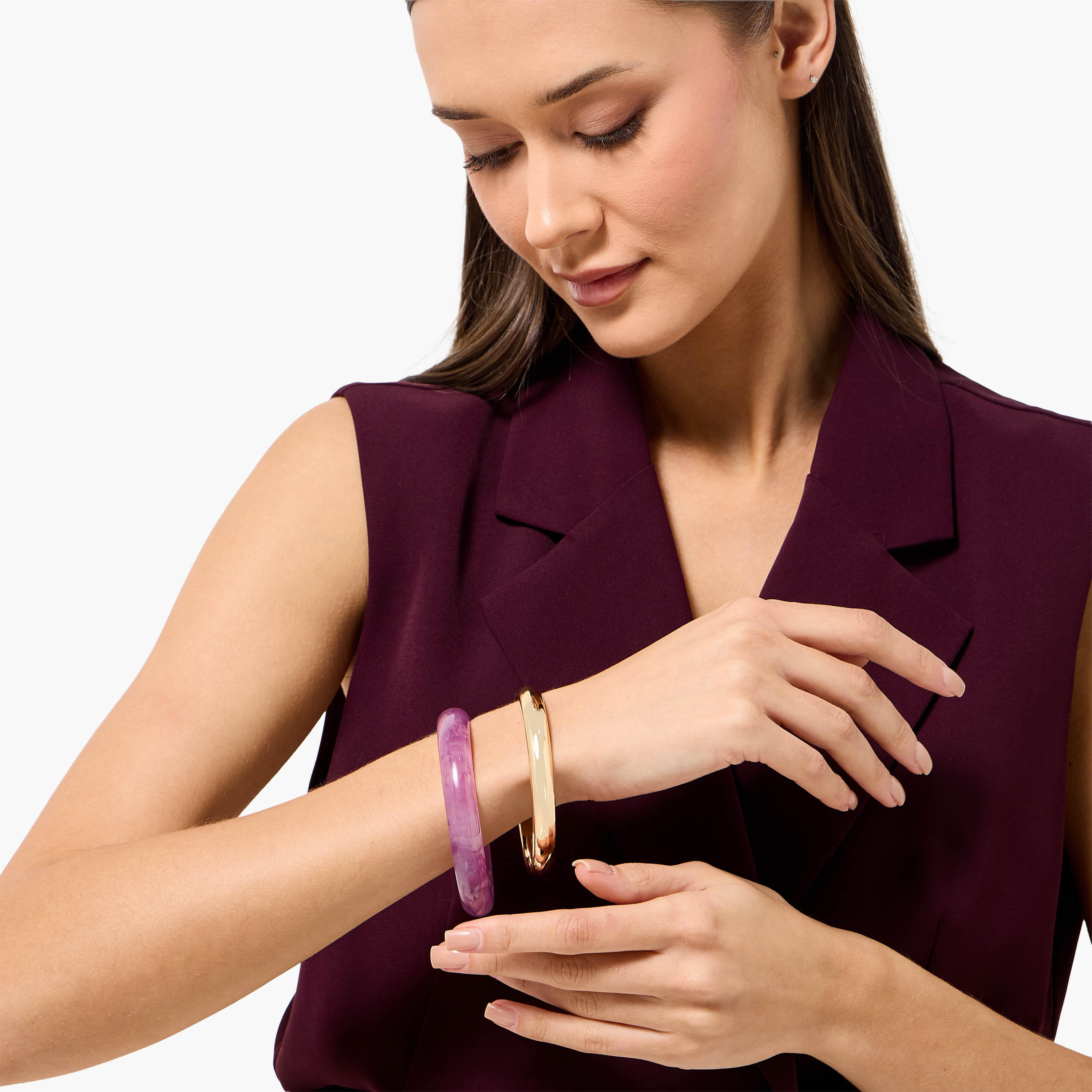 طقم أساور بتصاميم متنوعة من قطعتين-women-watchesandjewellery-jewellery-banglesandbracelets-image-2