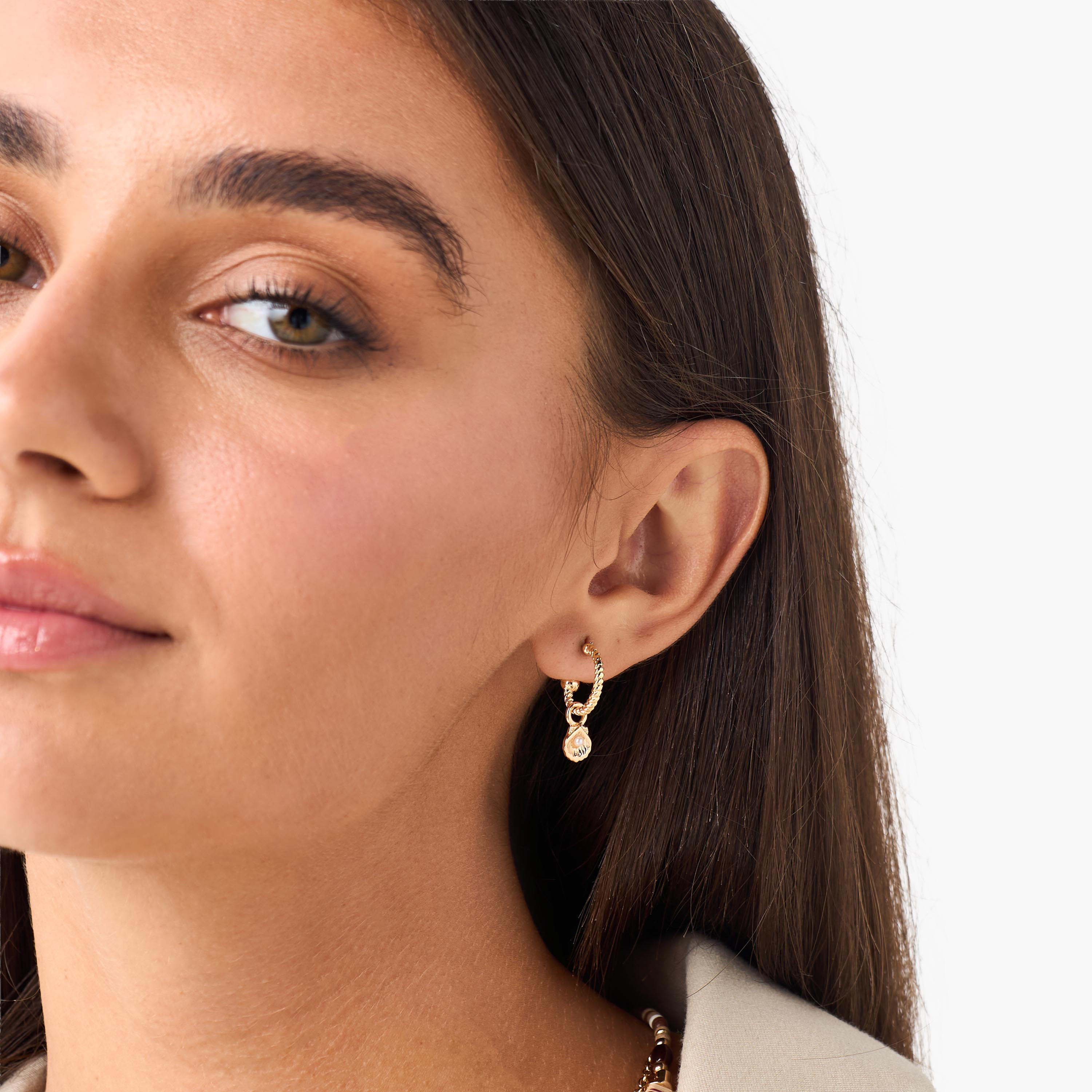 طقم من 9 - أقراط متنوعة بلون ذهبي ومكبس إغلاق-women-watchesandjewellery-jewellery-earrings-image-2