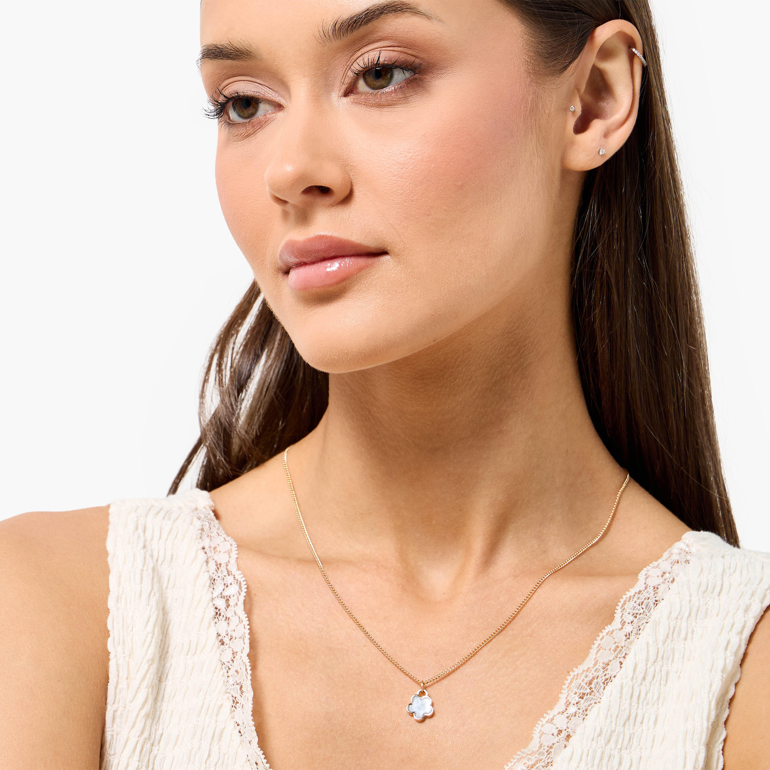 طقم عقد بلون ذهبي بتفاصيل مزينة - قطعتين-women-watchesandjewellery-jewellery-necklacesandpendants-image-2