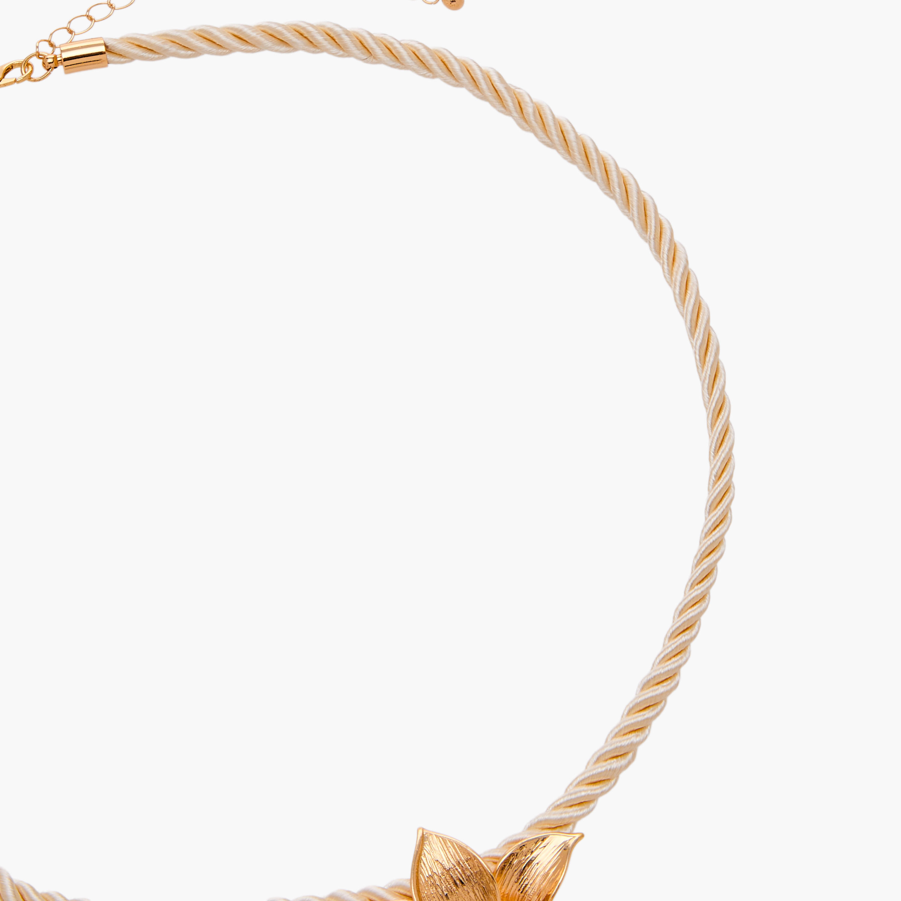 عقد ذهبي اللون بدلاية-women-watchesandjewellery-jewellery-necklacesandpendants-image-3