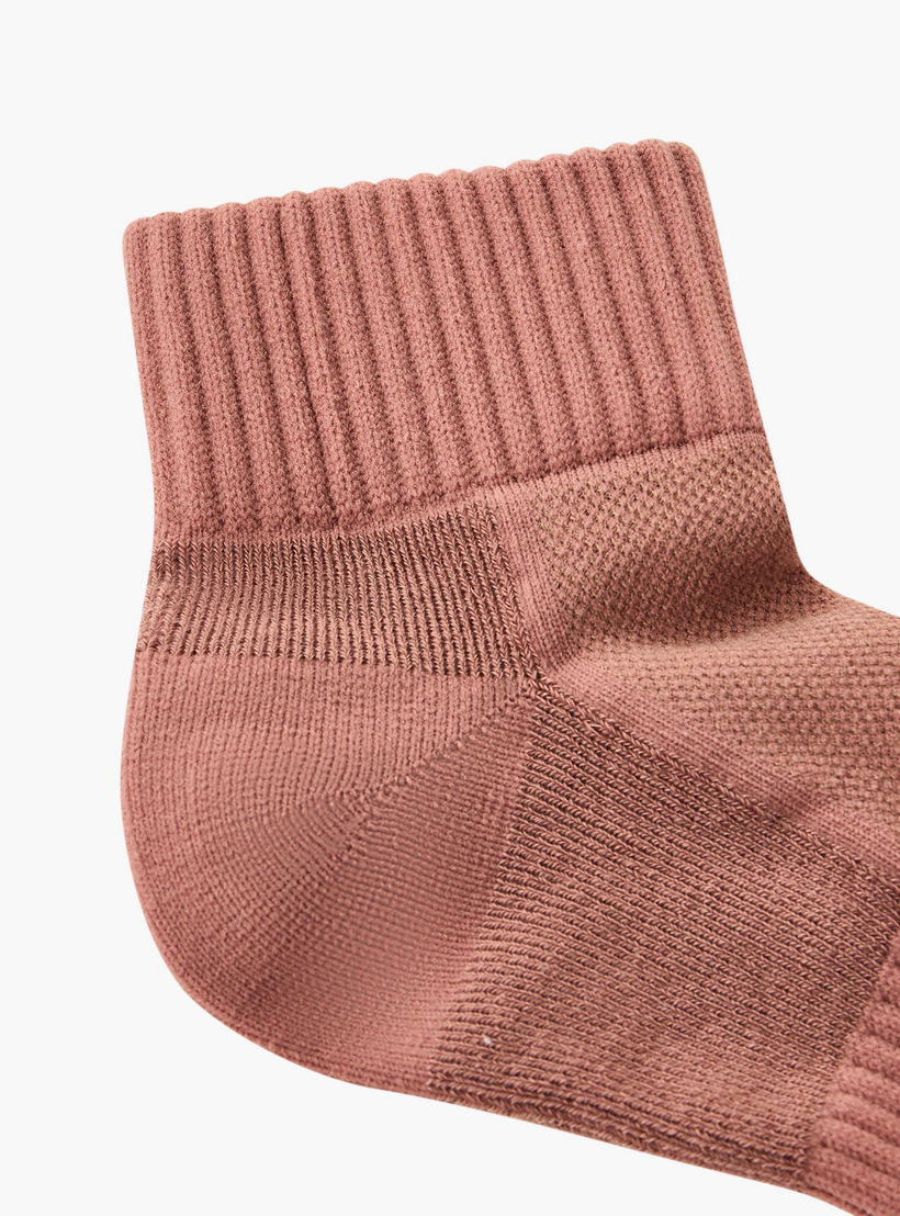 Pack of 3 Ankle Length Cotton Sports Socks-women-socksandstockings-image-3