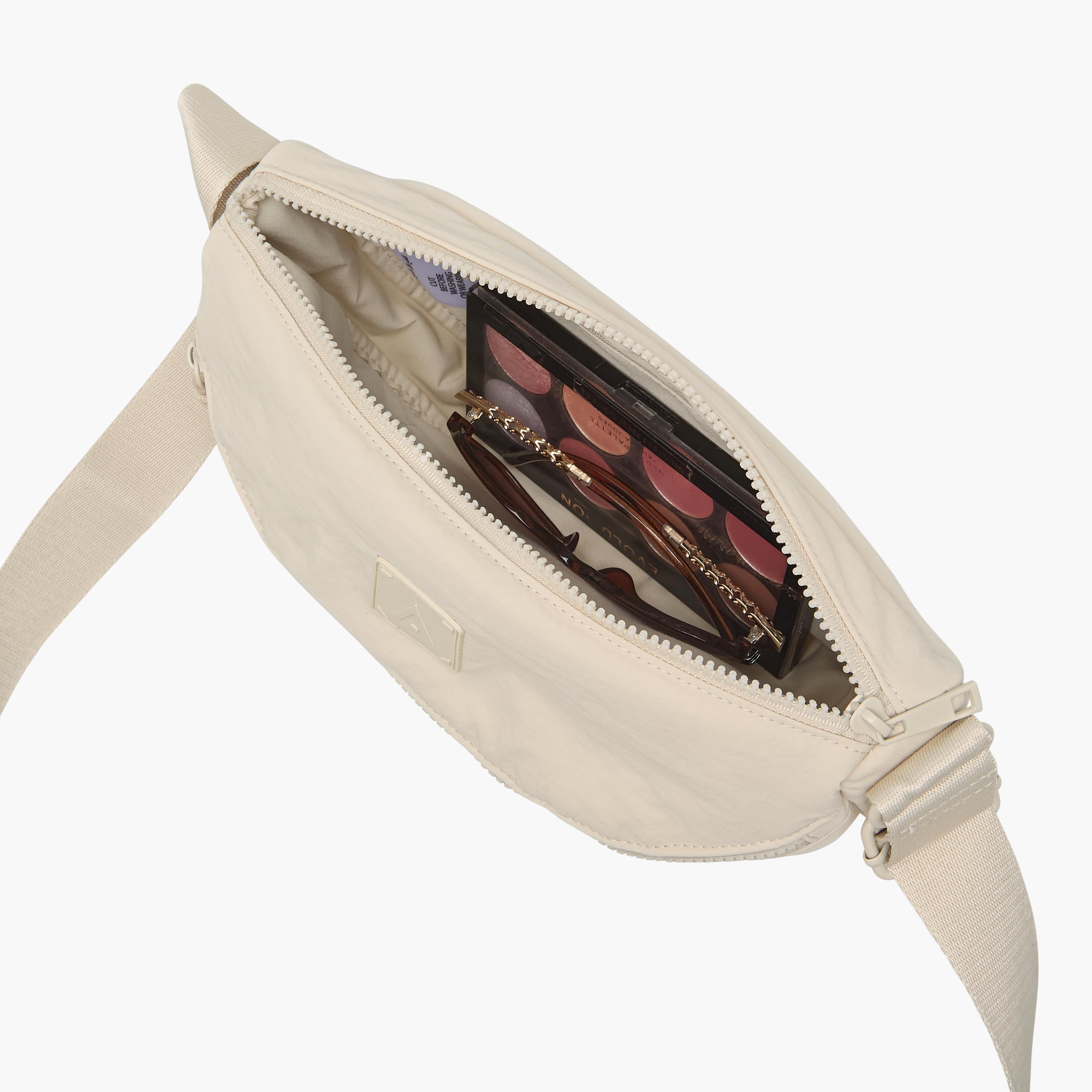 شنطة كروس بودي بارزة الملمس بسحاب إغلاق-women-bagsandwallets-handbags-image-7