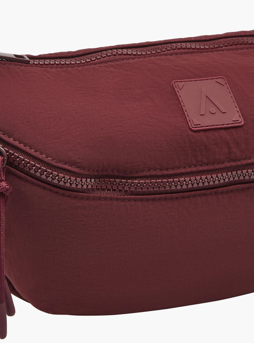 شنطة كروس بودي بارزة الملمس بسحاب إغلاق-women-bagsandwallets-handbags-image-7