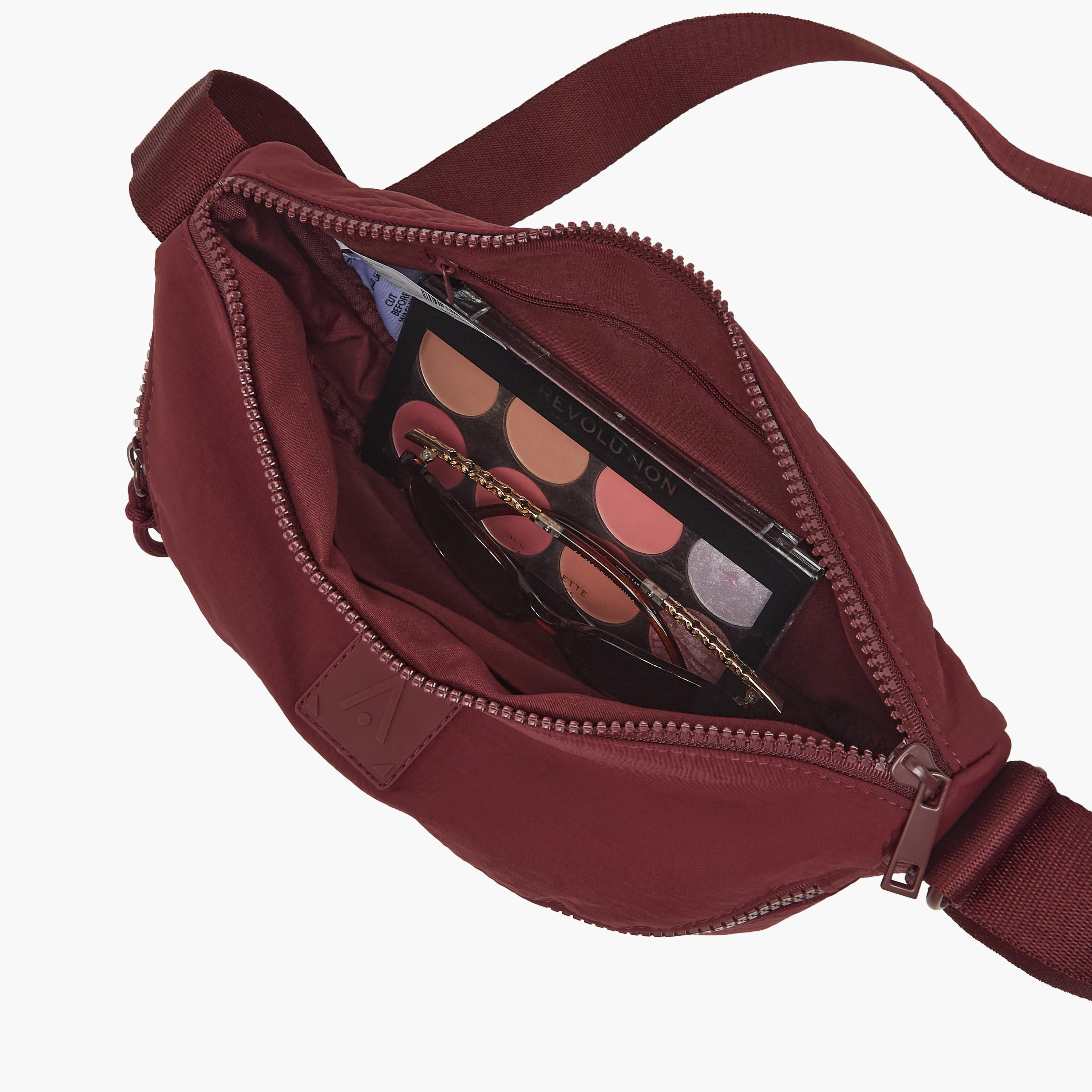 شنطة كروس بودي بارزة الملمس بسحاب إغلاق-women-bagsandwallets-handbags-image-3