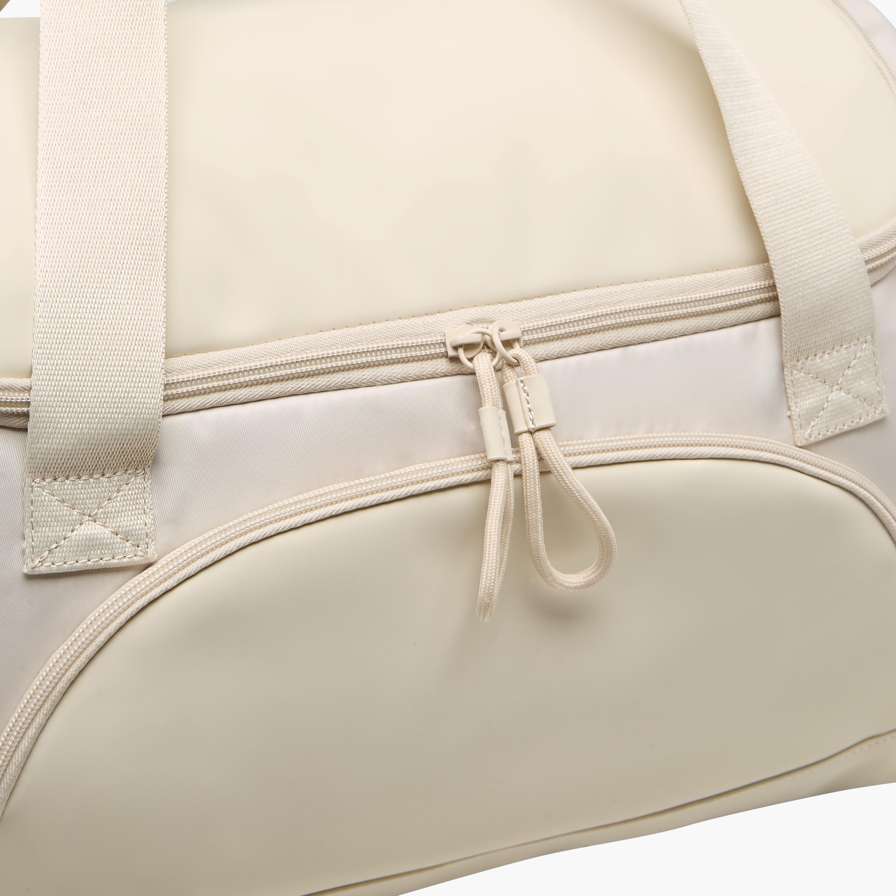 شنطة سفر بمقابض مزدوجة-women-bagsandwallets-handbags-image-4