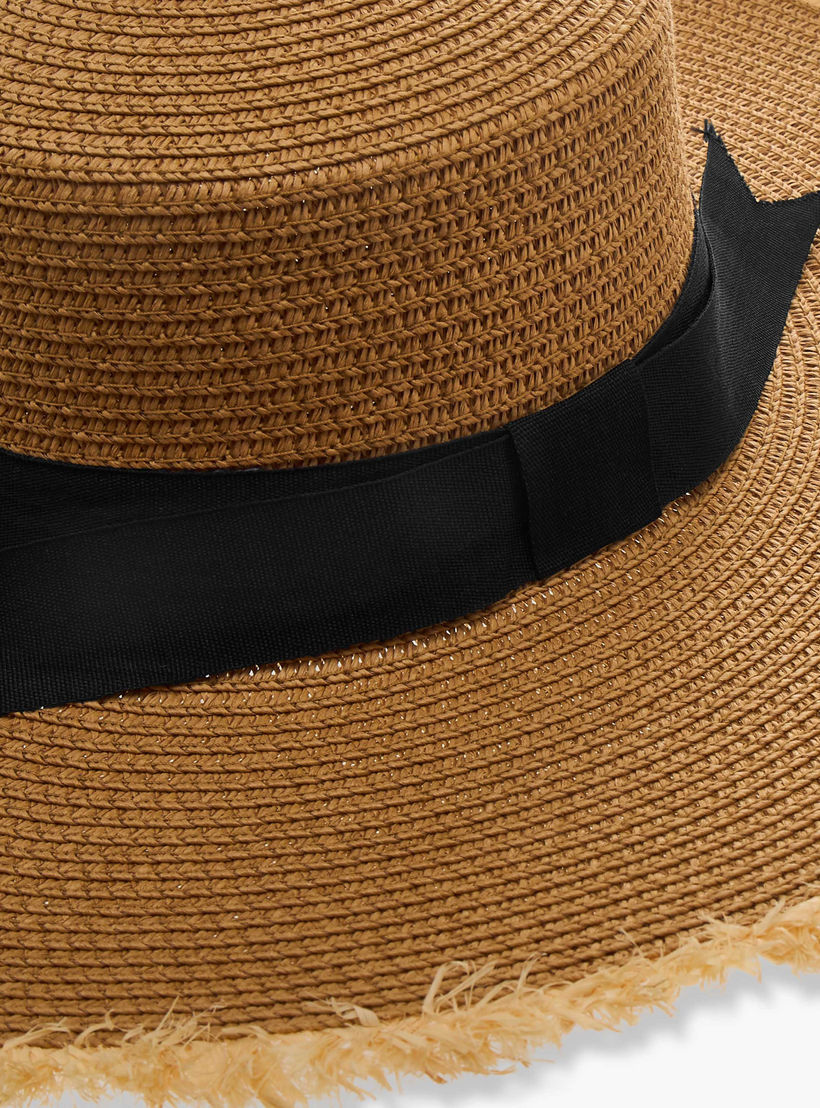 قبعة شاطئ بحافة شراشيب وفيونكة-women-clothingaccessories-capsandhats-image-4
