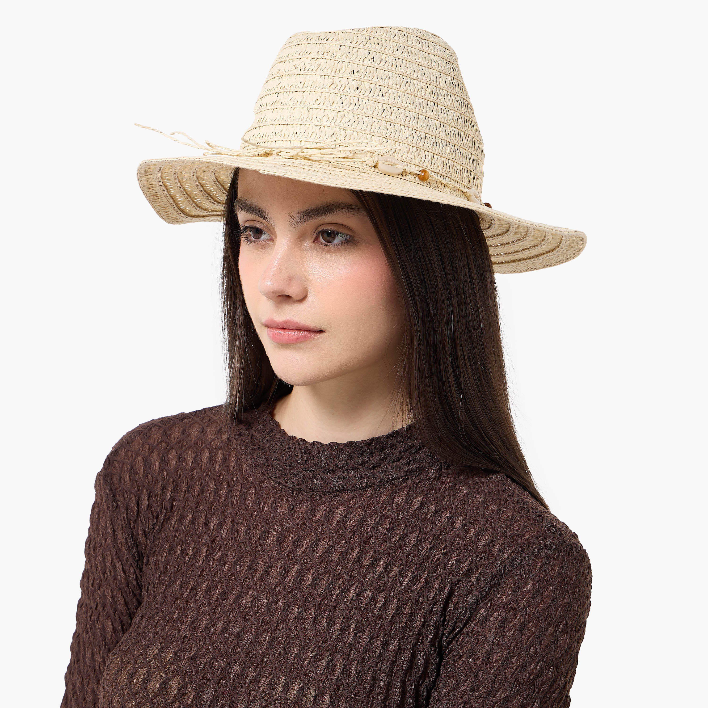 قبعة نسائية أنيقة مزينة بخرز ناعم وتصميم عصري-women-clothingaccessories-capsandhats-image-2
