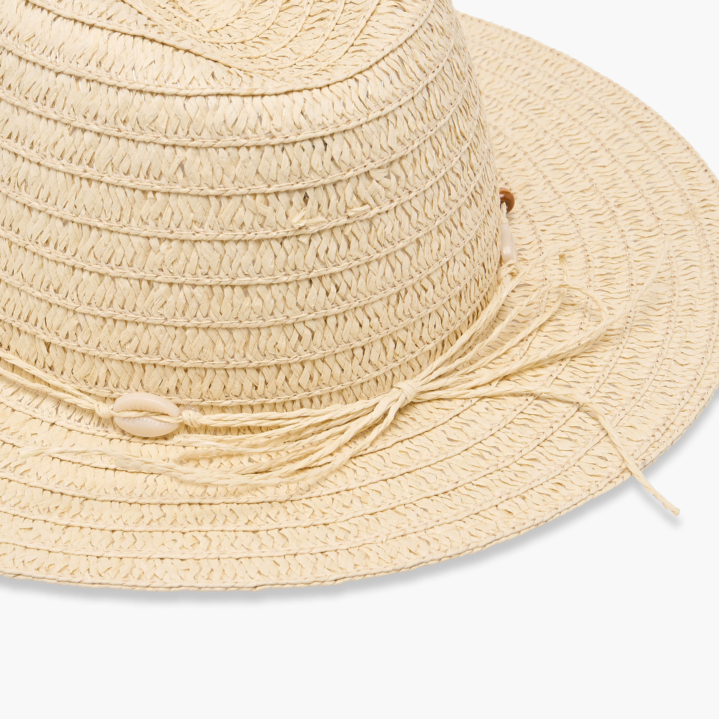 قبعة نسائية أنيقة مزينة بخرز ناعم وتصميم عصري-women-clothingaccessories-capsandhats-image-4