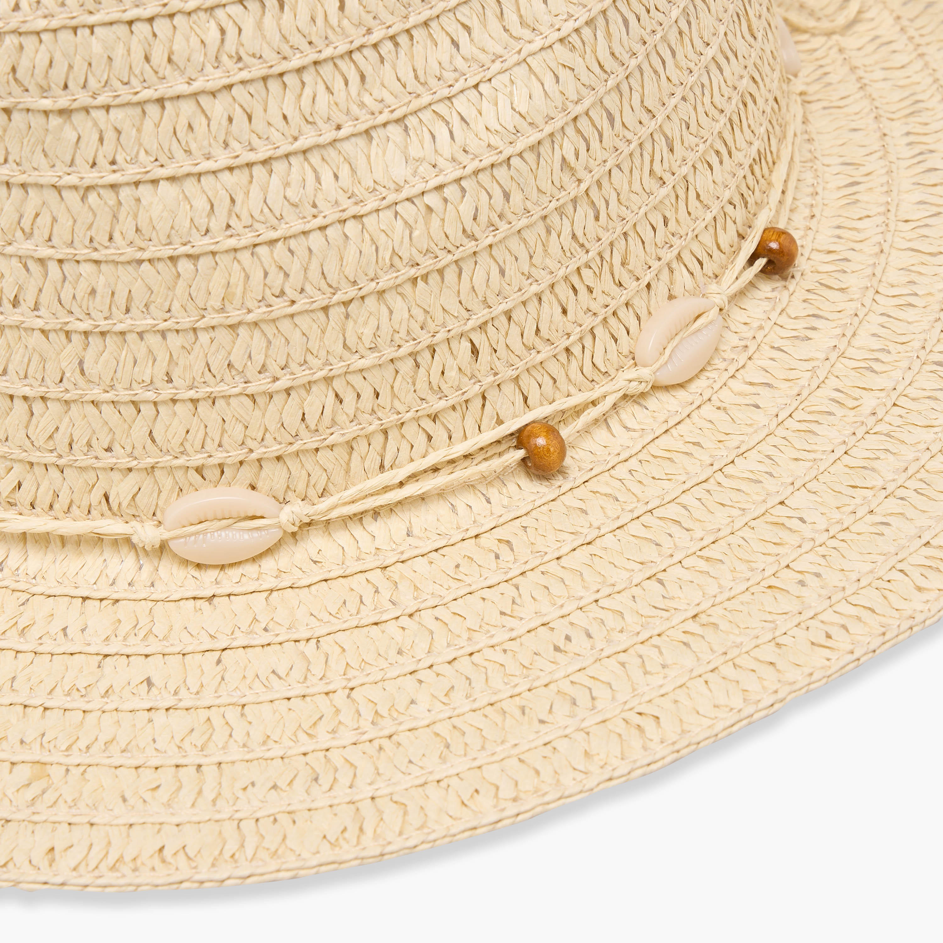 قبعة نسائية أنيقة مزينة بخرز ناعم وتصميم عصري-women-clothingaccessories-capsandhats-image-7