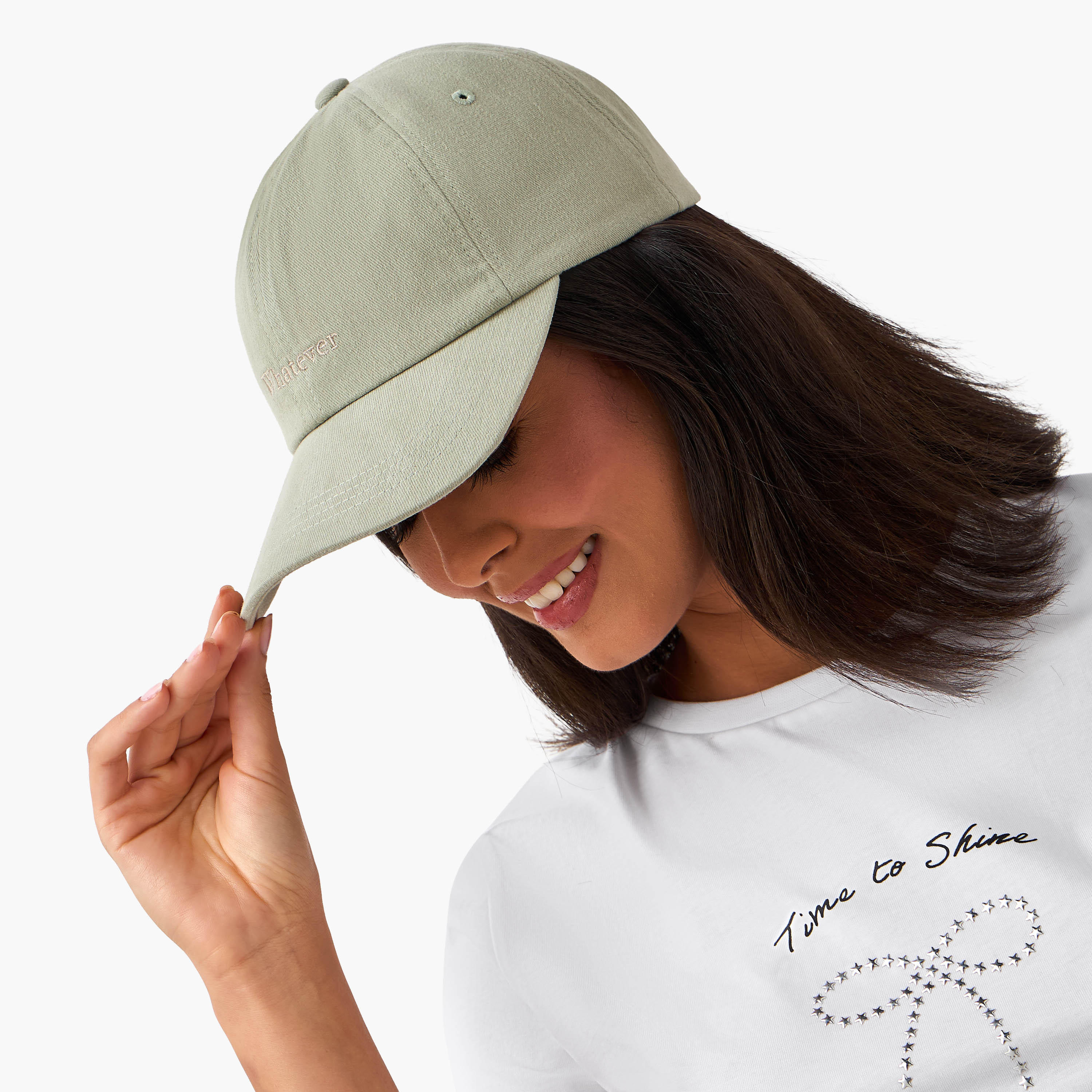 كاب مطرز بحزام بإبزيم إغلاق-women-clothingaccessories-capsandhats-image-2