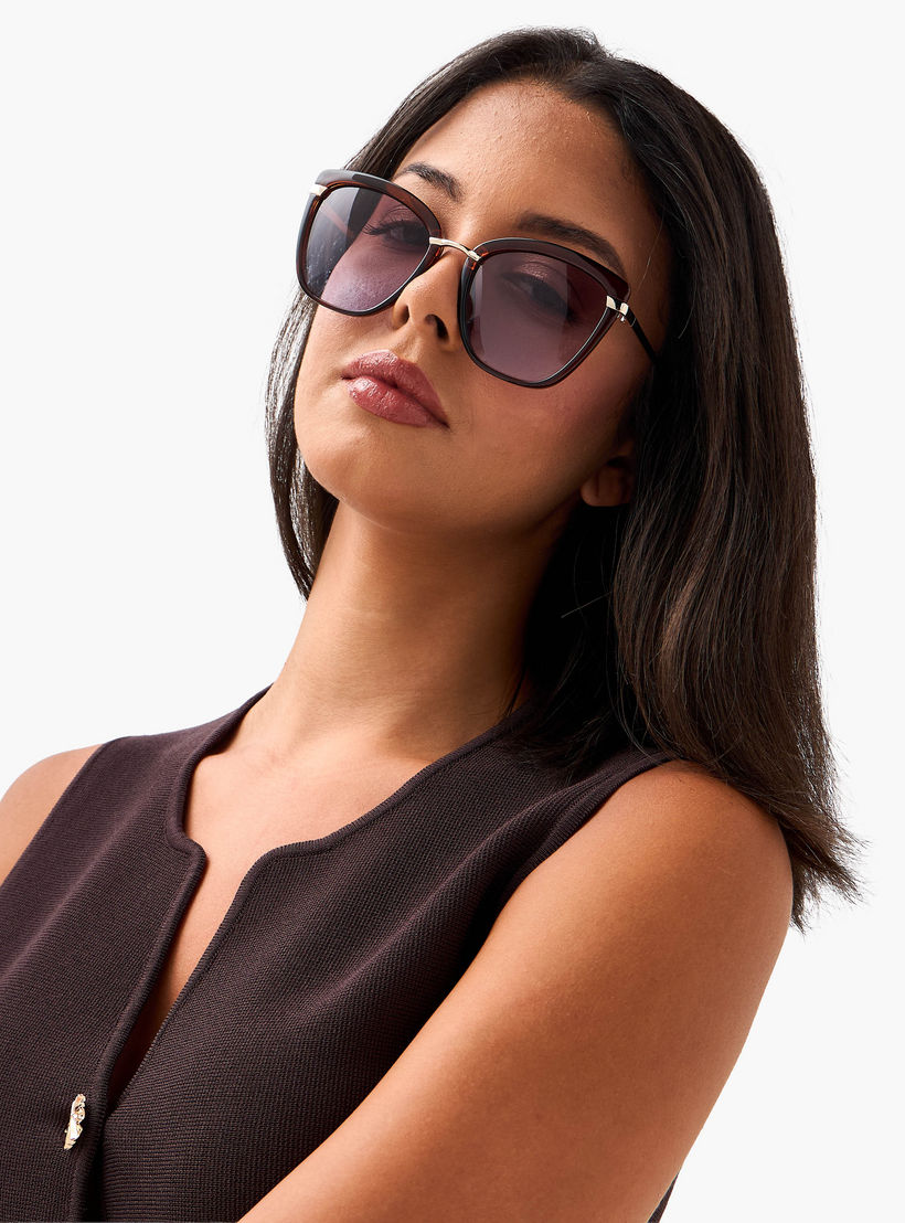 نظارة شمسية كات آي بعدسات رمادية وحماية من الأشعة فوق البنفسجية-women-sunglasses-image-2