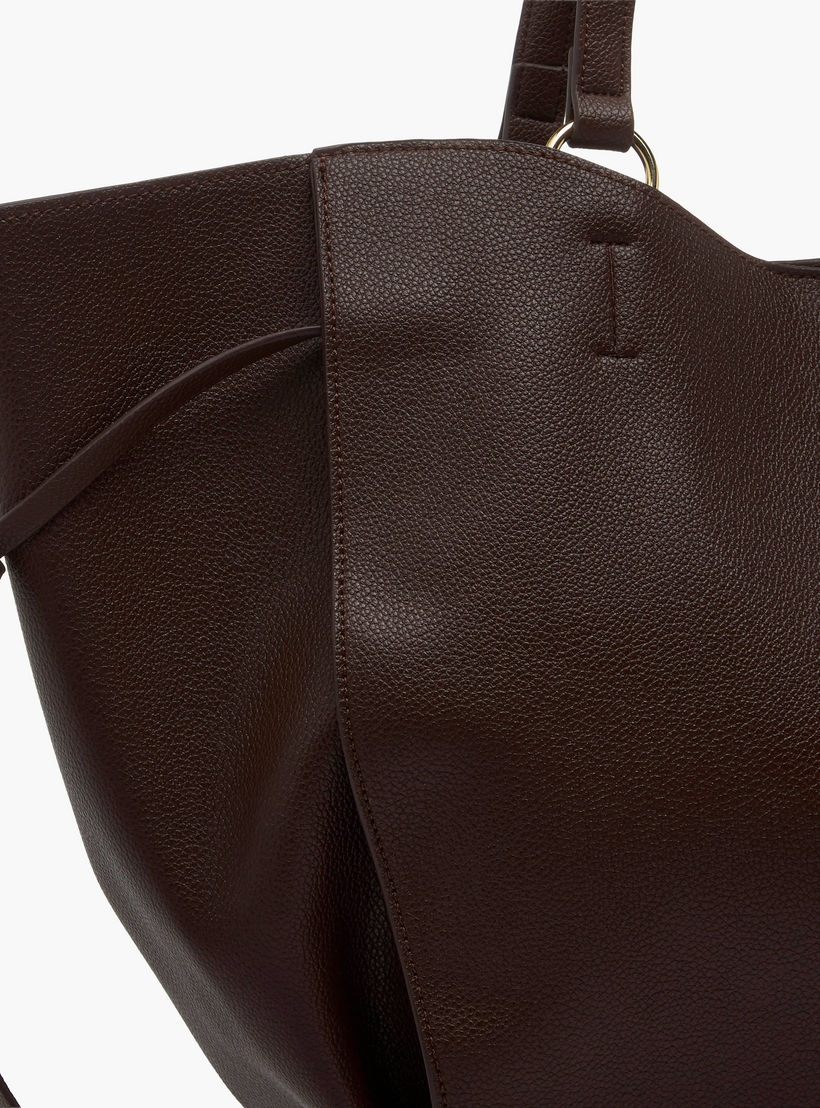 شنطة توتي بارزة الملمس بتفاصيل عقدة-women-bagsandwallets-handbags-image-4