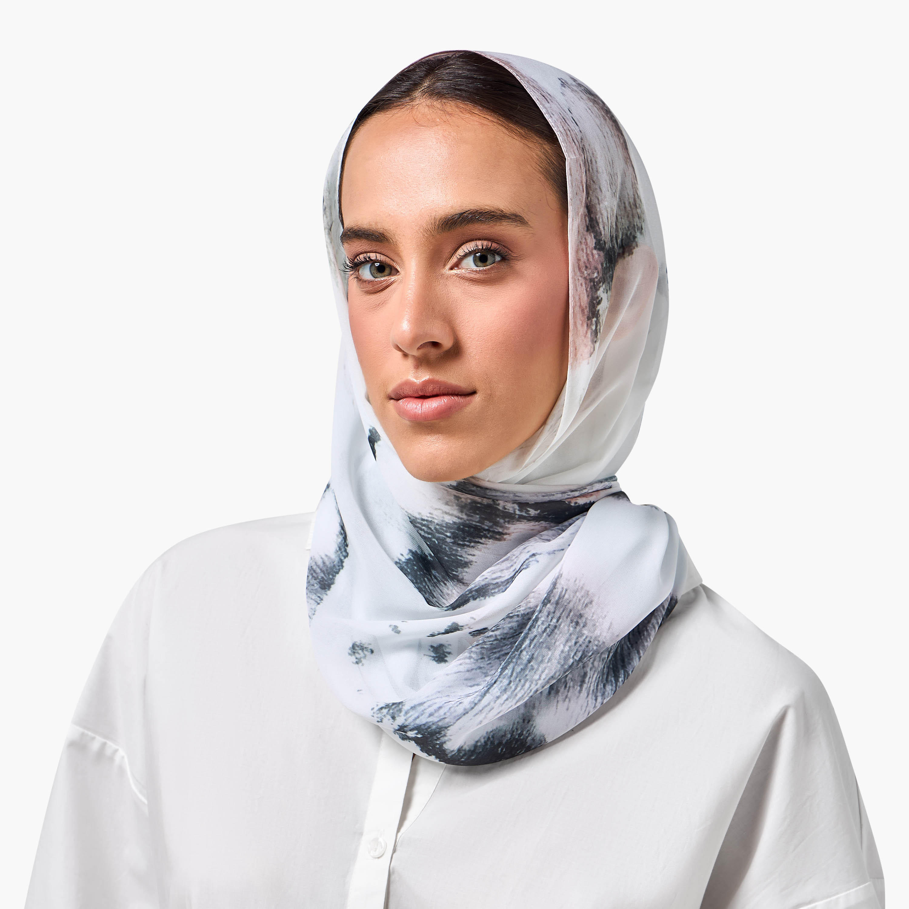 وشاح حجاب بطبعة تجريدية-women-clothingaccessories-scarves-image-2