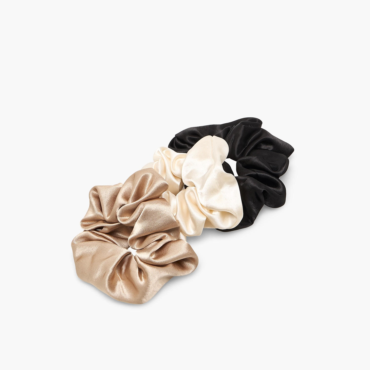 ربطات شعر سكرانشي ساتان من جلو - عبوة 3 قطع-women-hairaccessories-scrunchies-image-2