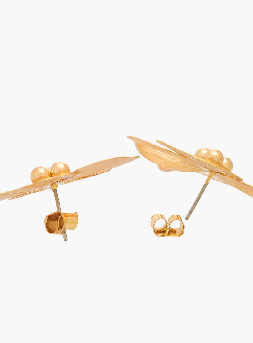 حلق بتصميم زهري ذهبي اللون وبمكبس إغلاق خلفي من جلو-women-watchesandjewellery-jewellery-earrings-image-4