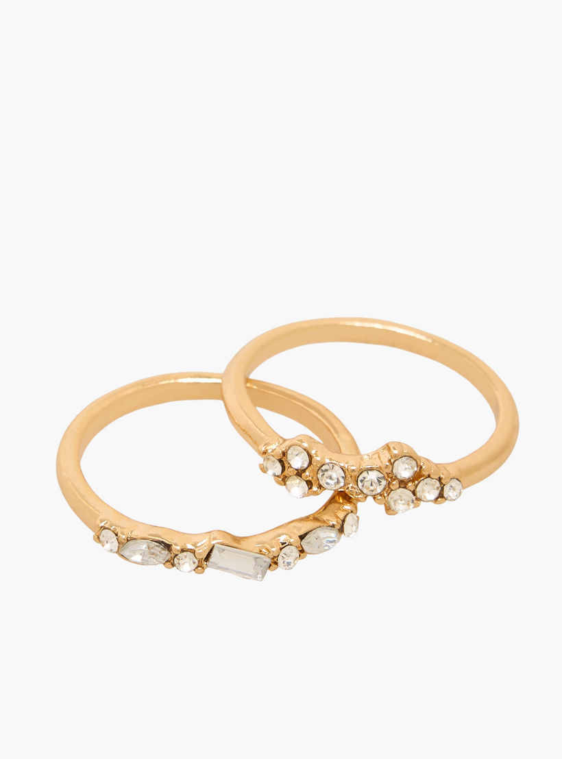 طقم خواتم جلو ذهبية بتصاميم عصرية متنوعة عدد 8-women-watchesandjewellery-jewellery-rings-image-3