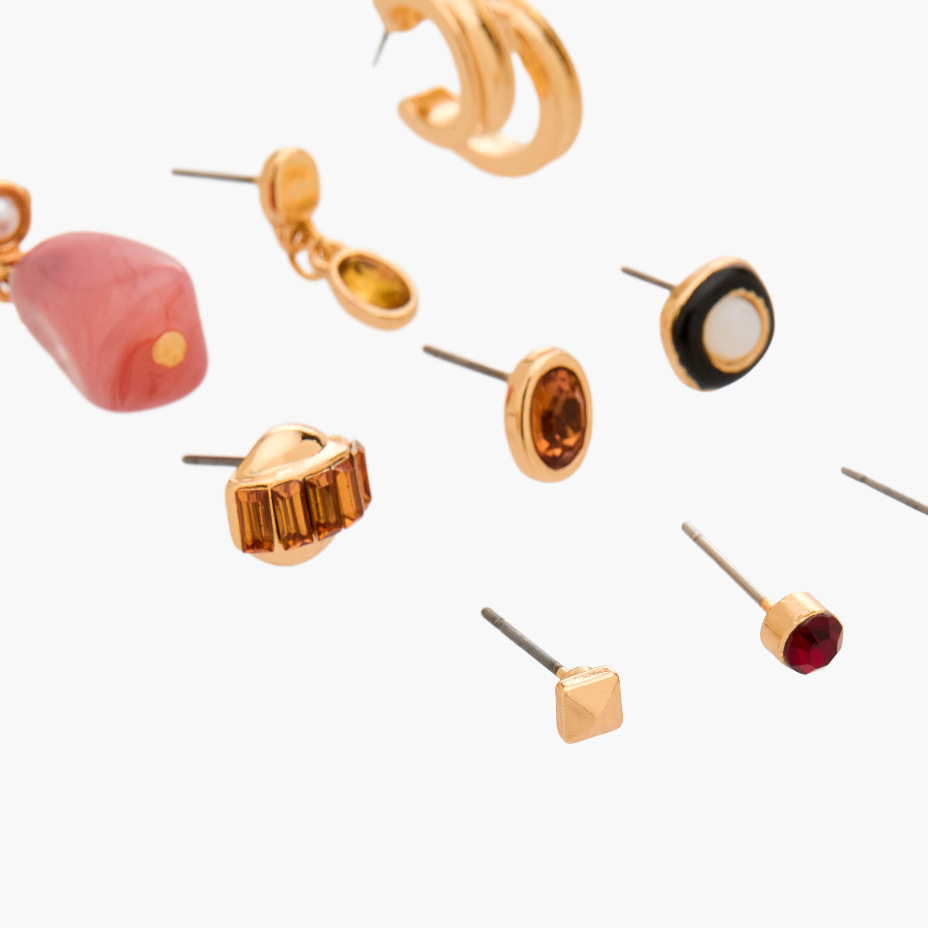 حلقان متنوعة بلون ذهبي بمكبس إغلاق من جلو - طقم 9 أزواج-women-watchesandjewellery-jewellery-earrings-image-3