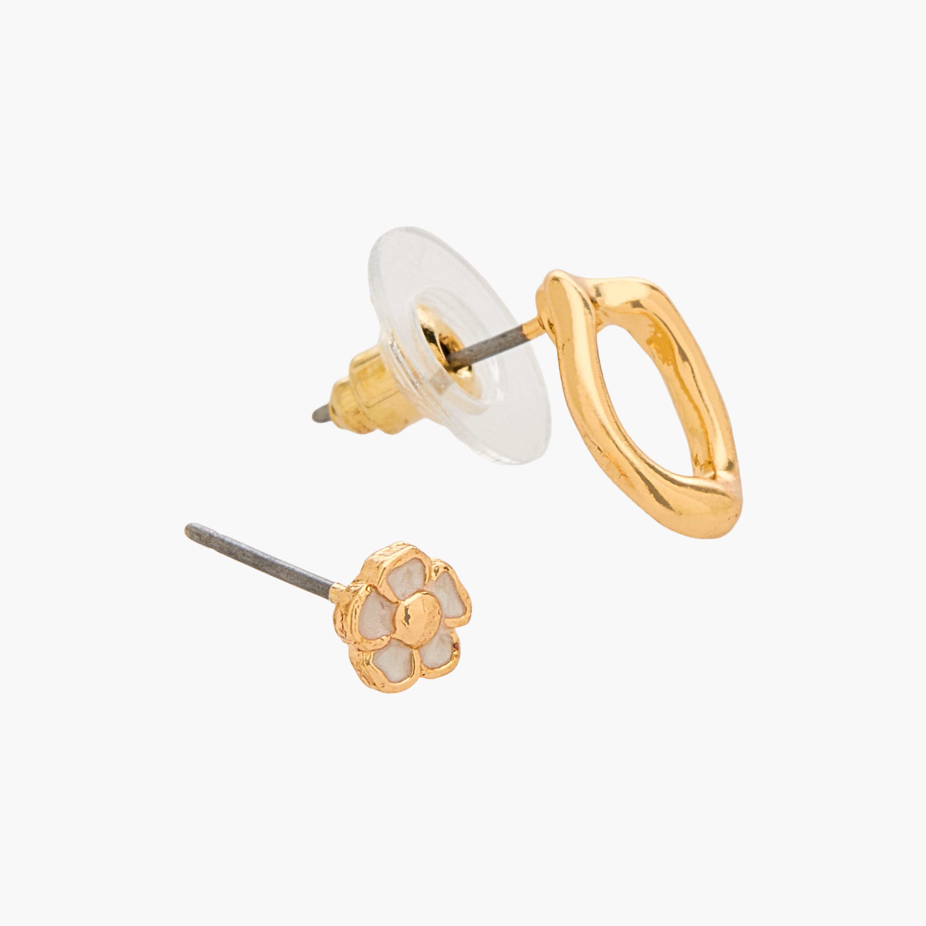 حلقان متنوعة بتشطيب ذهبي ومكبس إغلاق من جلو - عبوة 9 أزواج-women-watchesandjewellery-jewellery-earrings-image-4