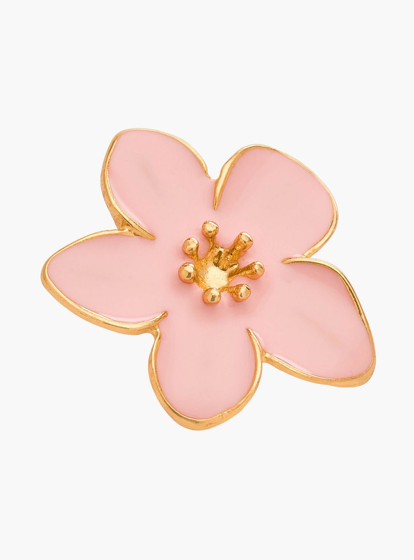 حلقان مرصعة بتصميم زهور وتشطيب ذهبي ومكبس إغلاق من جلو-women-watchesandjewellery-jewellery-earrings-image-4
