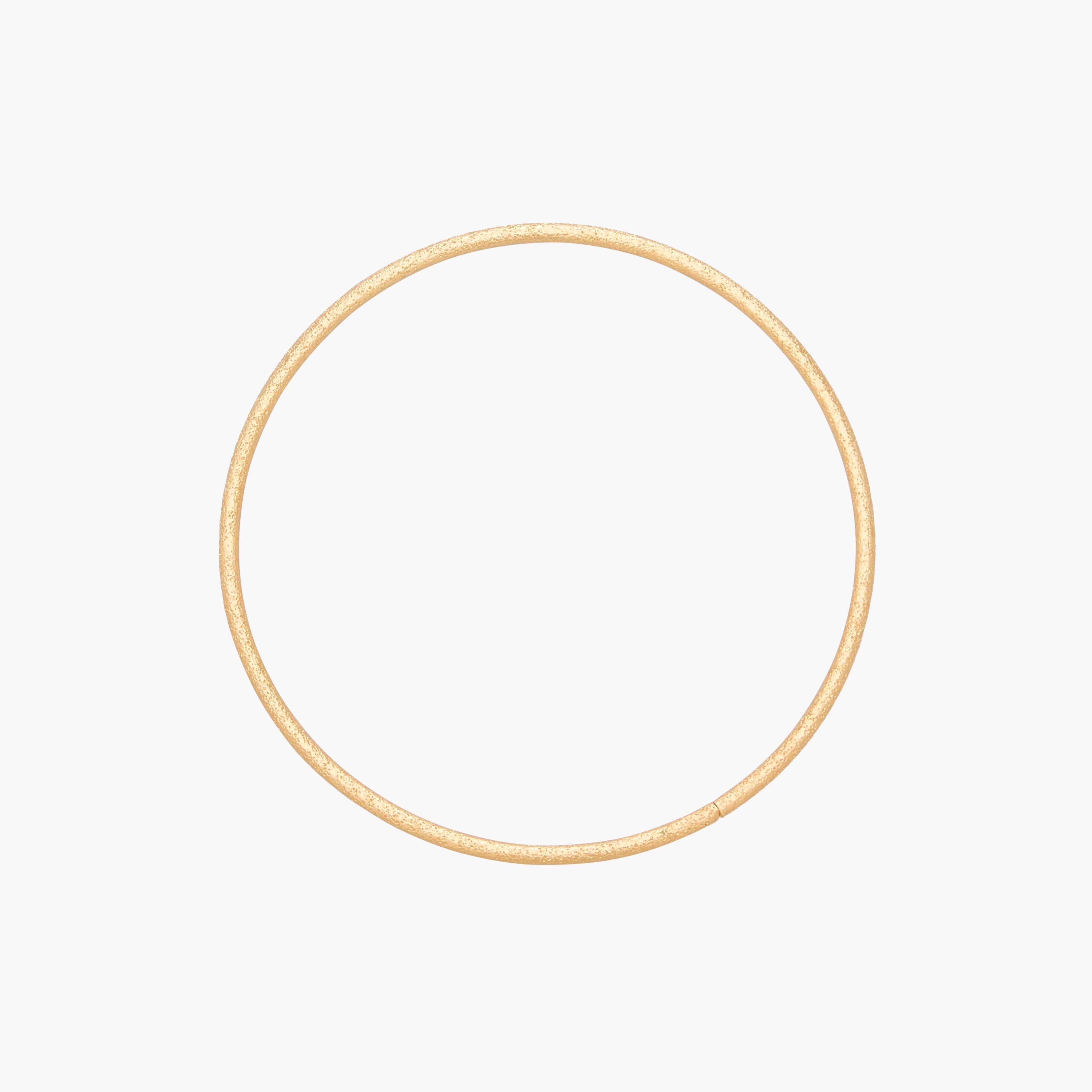 أساور بنقشة بارزة بلون ذهبي من جلو - طقم من 5 أساور-women-watchesandjewellery-jewellery-banglesandbracelets-image-11