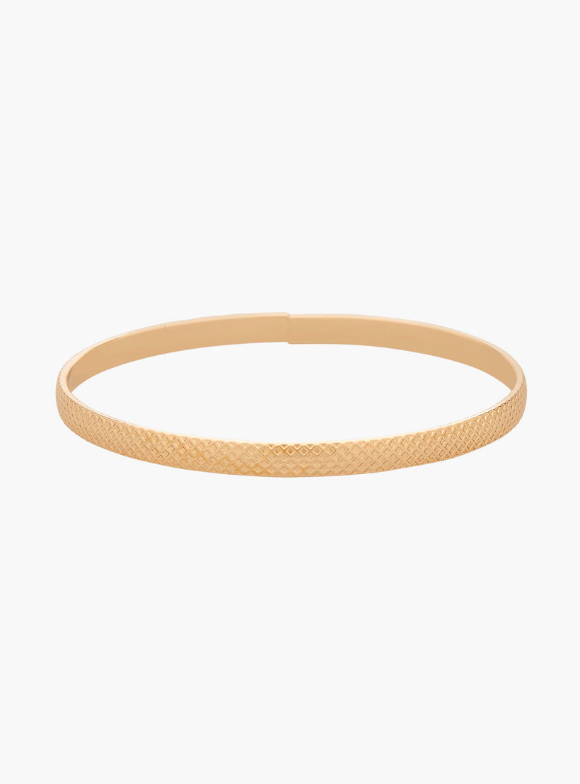 أساور بنقشة بارزة بلون ذهبي من جلو - طقم من 5 أساور-women-watchesandjewellery-jewellery-banglesandbracelets-image-2