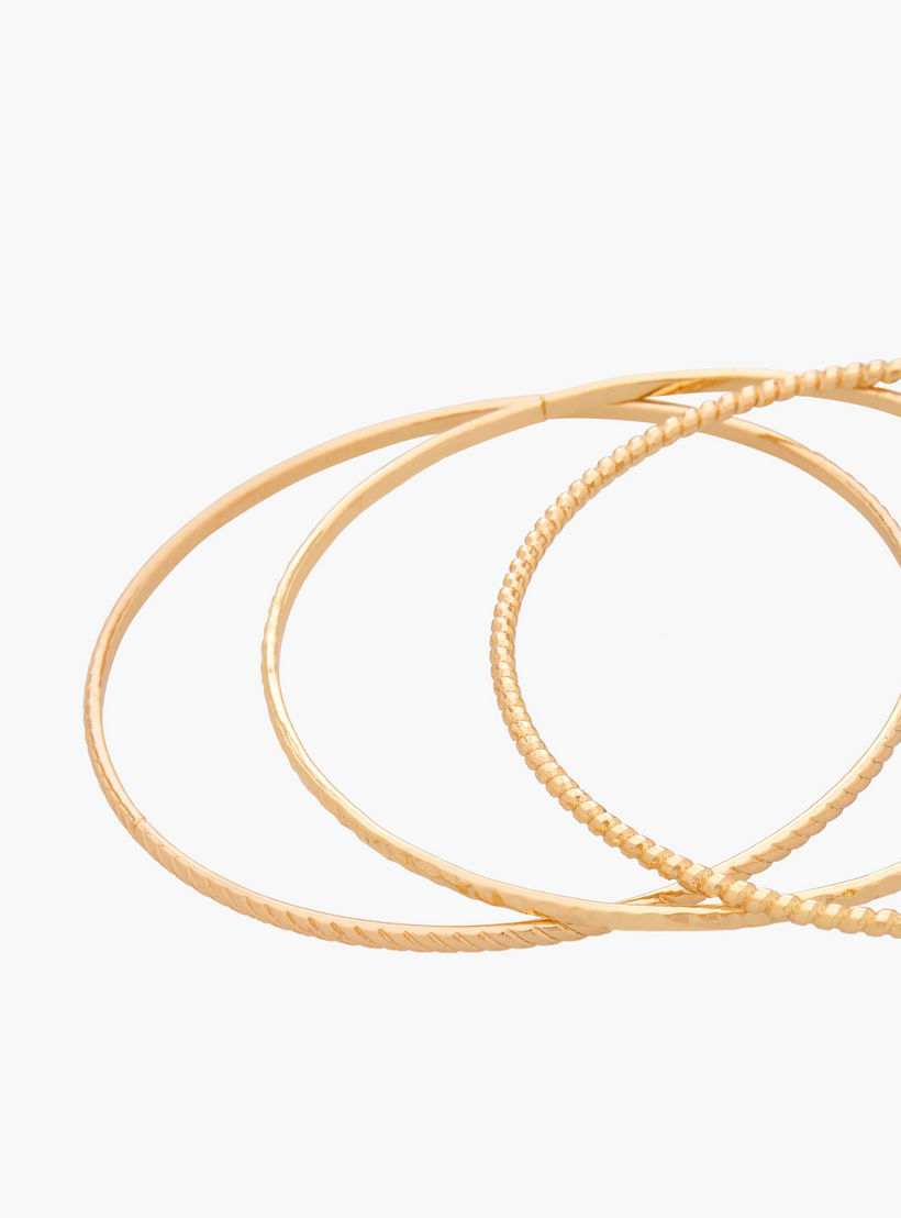 أساور بارزة الملمس بلون ذهبي - عبوة 7 قطع-women-watchesandjewellery-jewellery-banglesandbracelets-image-17