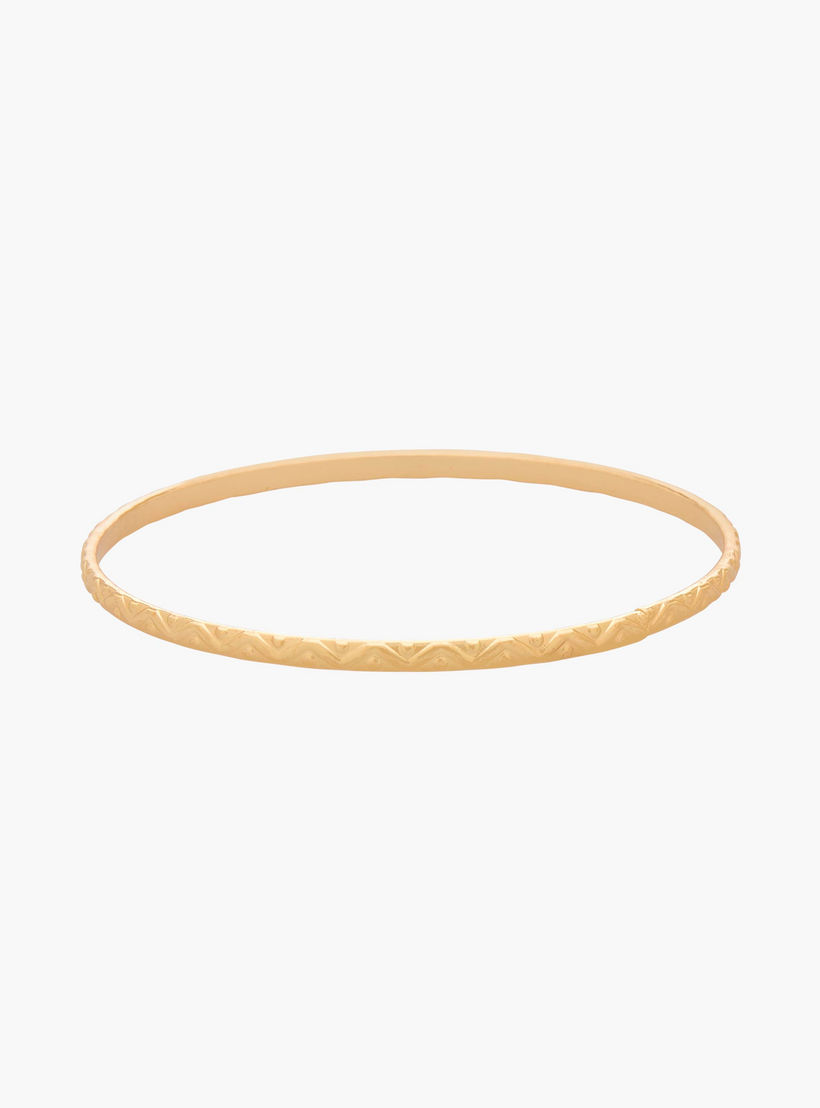 أساور بارزة الملمس بلون ذهبي - عبوة 7 قطع-women-watchesandjewellery-jewellery-banglesandbracelets-image-3