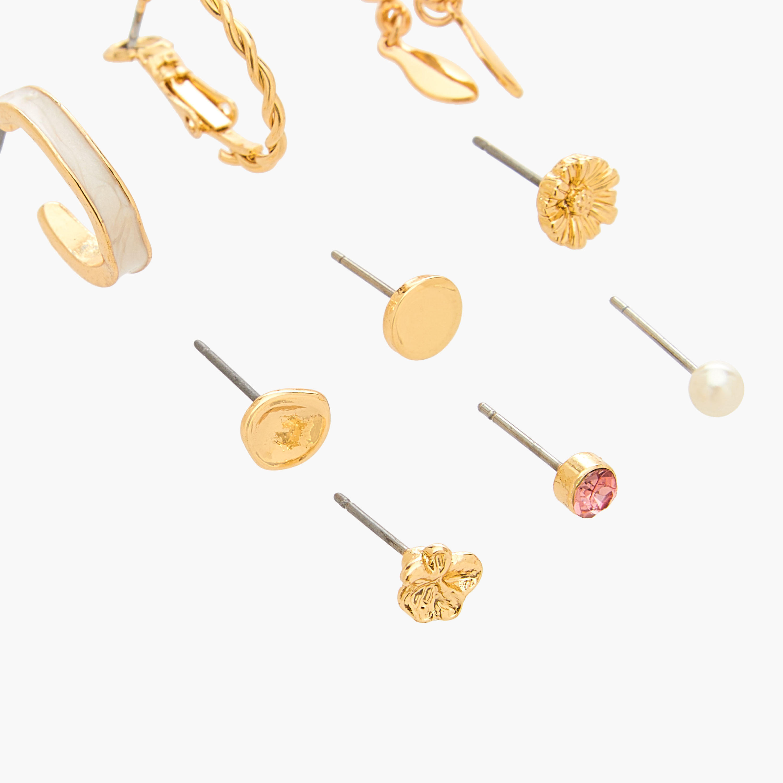 حلقان متنوعة بلون ذهبي ومكبس إغلاق خلفي من جلوو - طقم من 9-women-watchesandjewellery-jewellery-earrings-image-3