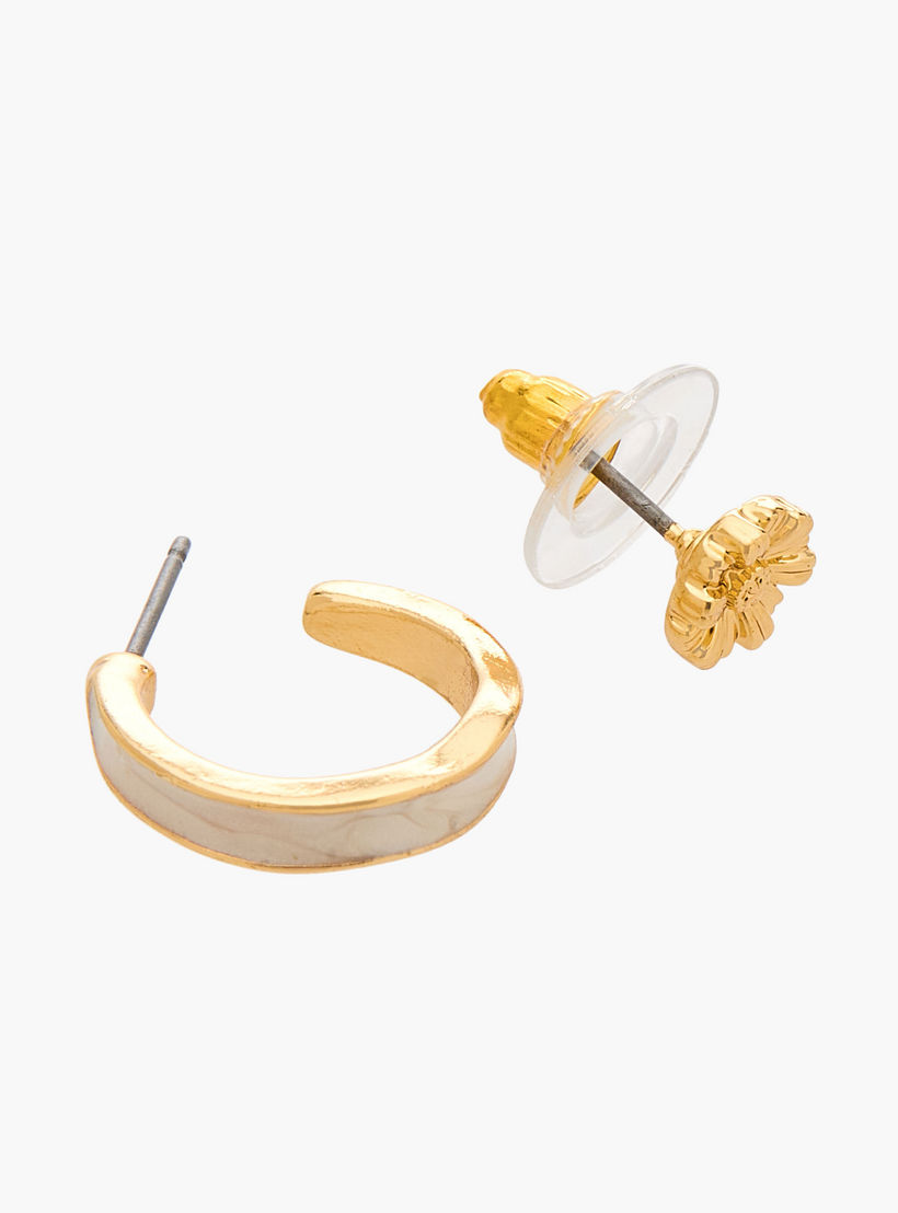 حلقان متنوعة بلون ذهبي ومكبس إغلاق خلفي من جلوو - طقم من 9-women-watchesandjewellery-jewellery-earrings-image-4