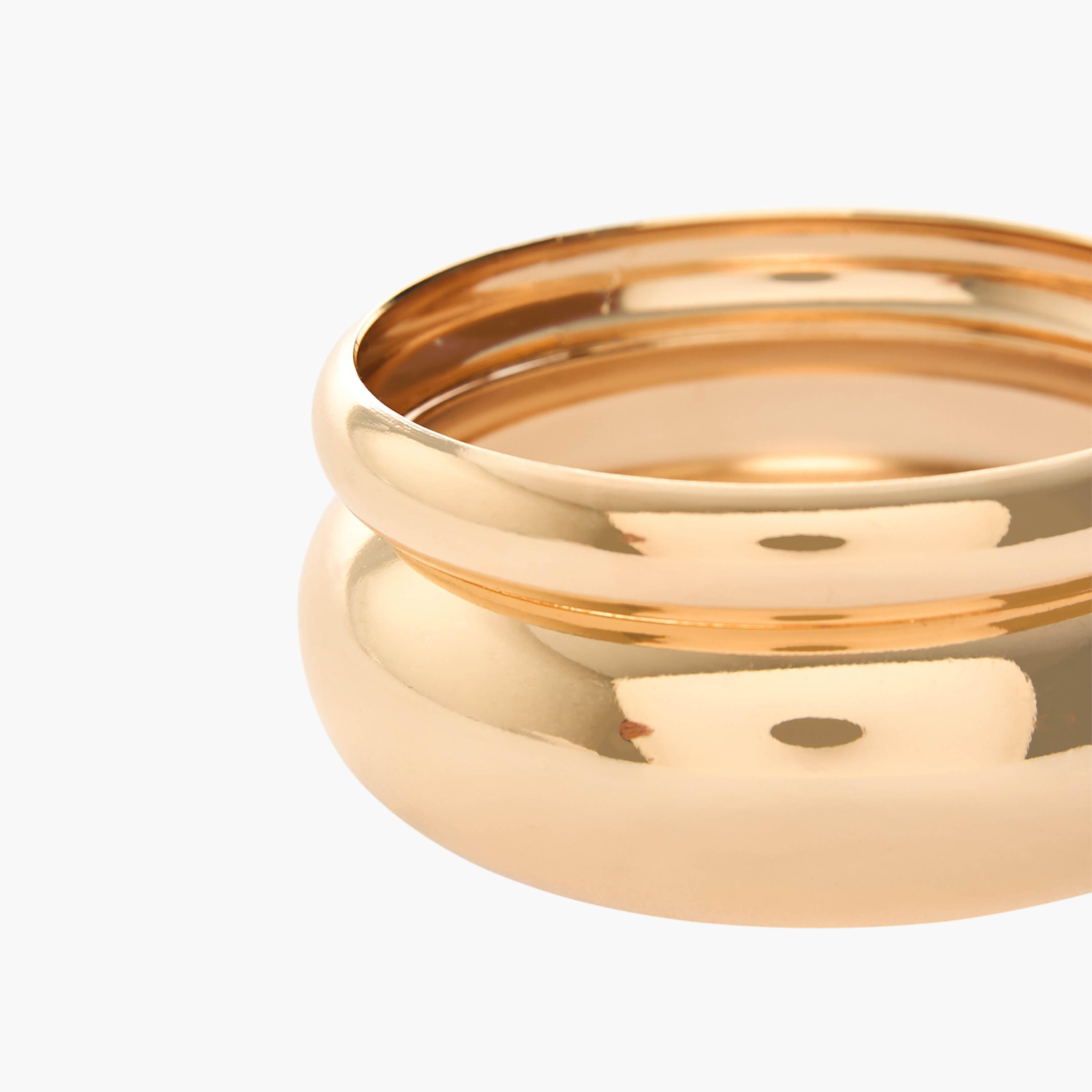 طقم أساورعريضة بلون ذهبي من قطعتين-women-watchesandjewellery-jewellery-banglesandbracelets-image-5