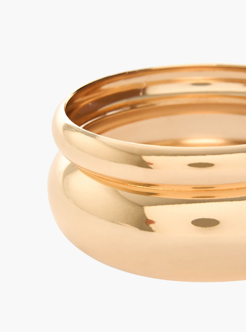 طقم أساورعريضة بلون ذهبي من قطعتين-women-watchesandjewellery-jewellery-banglesandbracelets-image-5