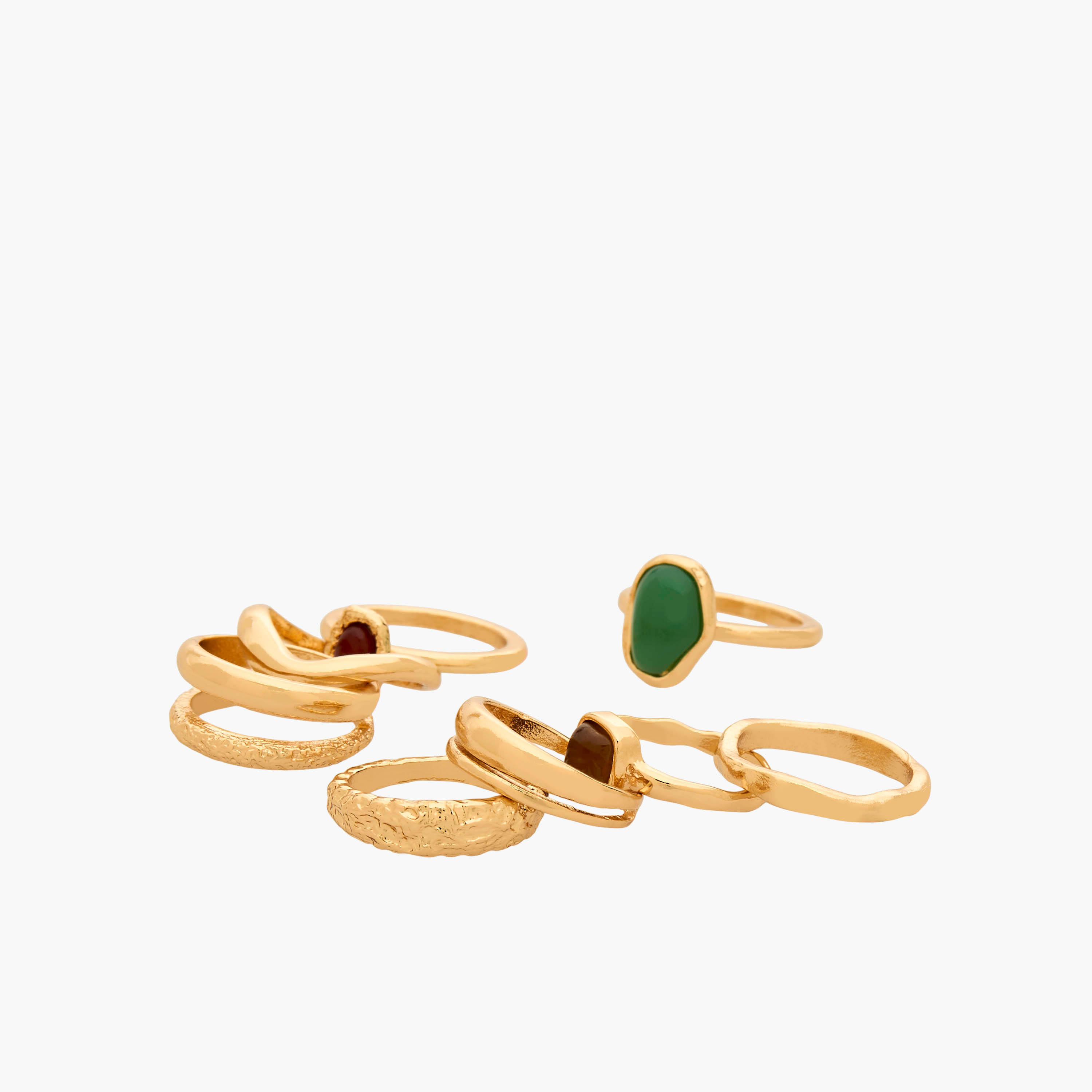 خواتم راتنج بلون ذهبي وتفاصيل مزينة من جلو - طقم من 8 قطع-women-watchesandjewellery-jewellery-rings-image-2