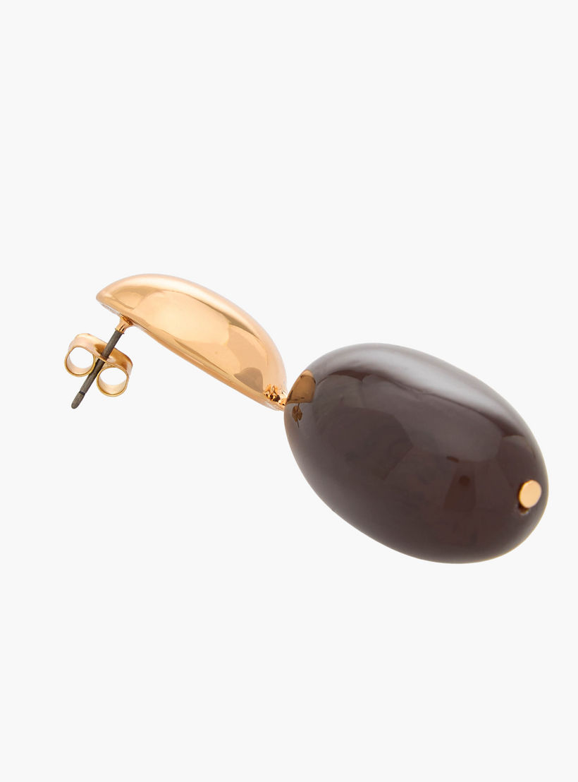 حلقان متدلية بتفاصيل من الراتنج وتشطيب ذهبي مع مكبس إغلاق خلفي-women-watchesandjewellery-jewellery-earrings-image-4
