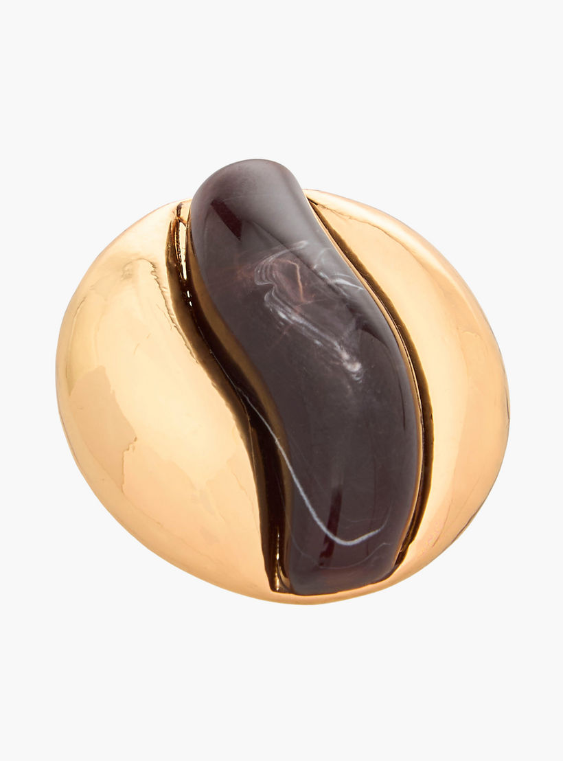 حلقان ستودز بتفاصيل ريزن باللون الذهبي مع إغلاق كبس-women-watchesandjewellery-jewellery-earrings-image-3