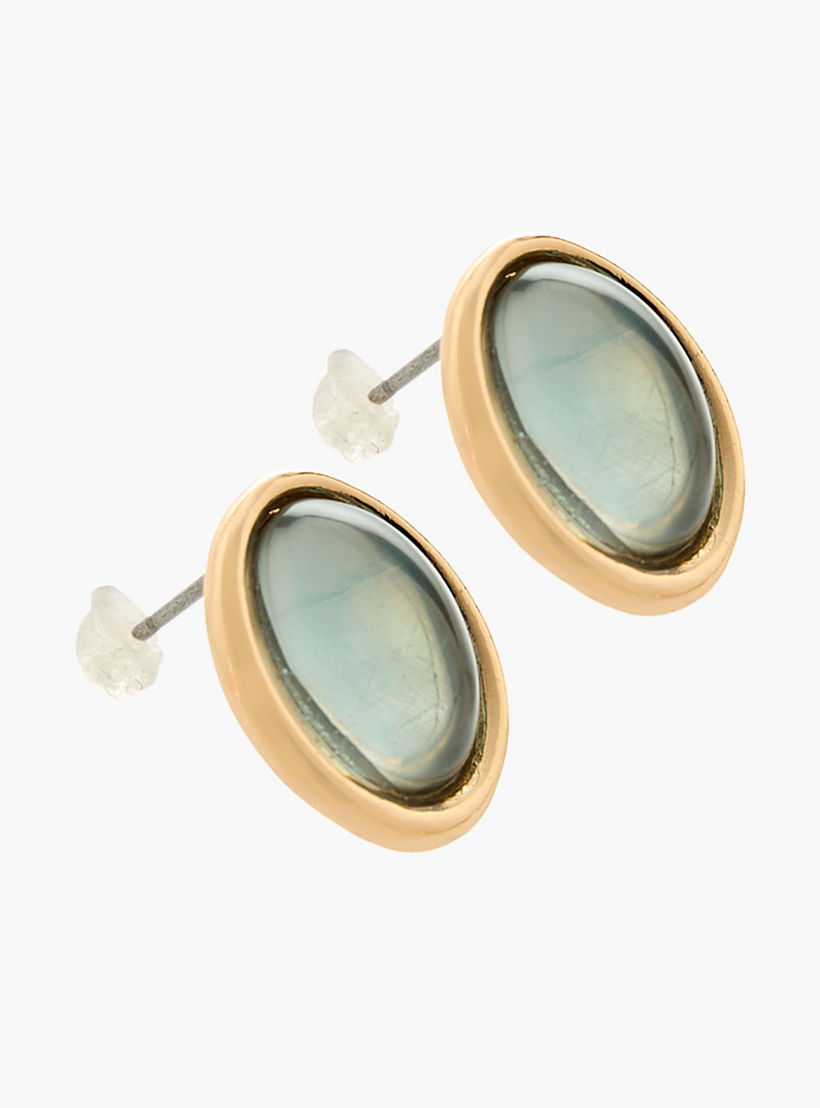 حلقان حجرية بلون ذهبي مع إغلاق كبس - طقم 3 أزواج-women-watchesandjewellery-jewellery-earrings-image-4