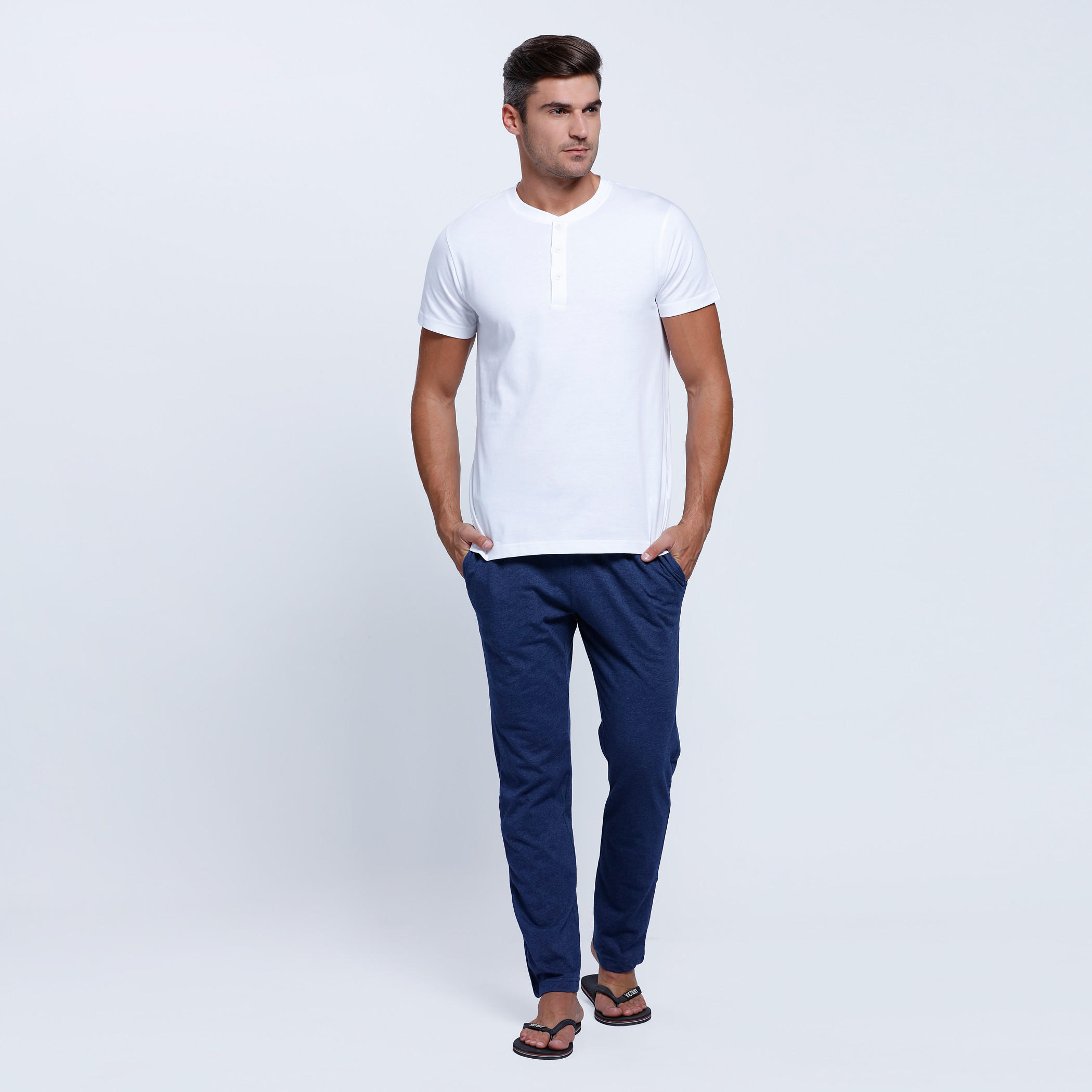 طقم بيجاما بأكمام قصيرة -men-clothing-nightwear-sets-image-1