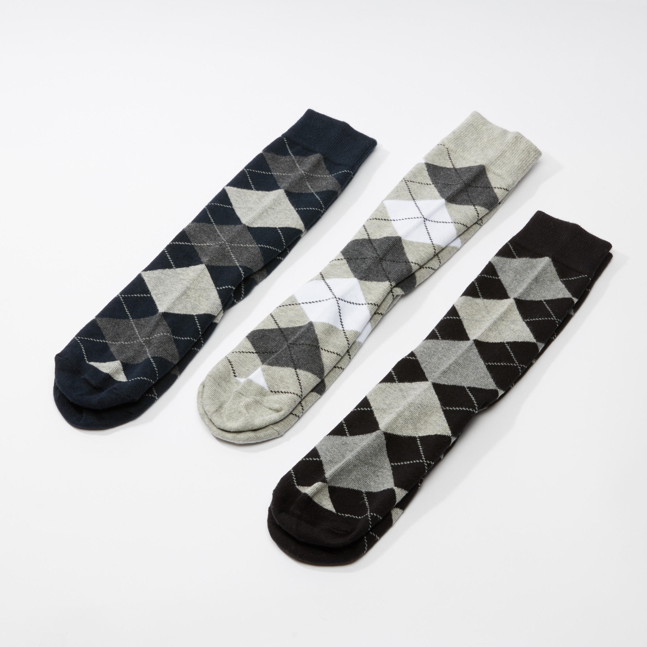 طقم جوارب قصيرة بطبعات من ثلاثة أزواج-men-socks-image-2