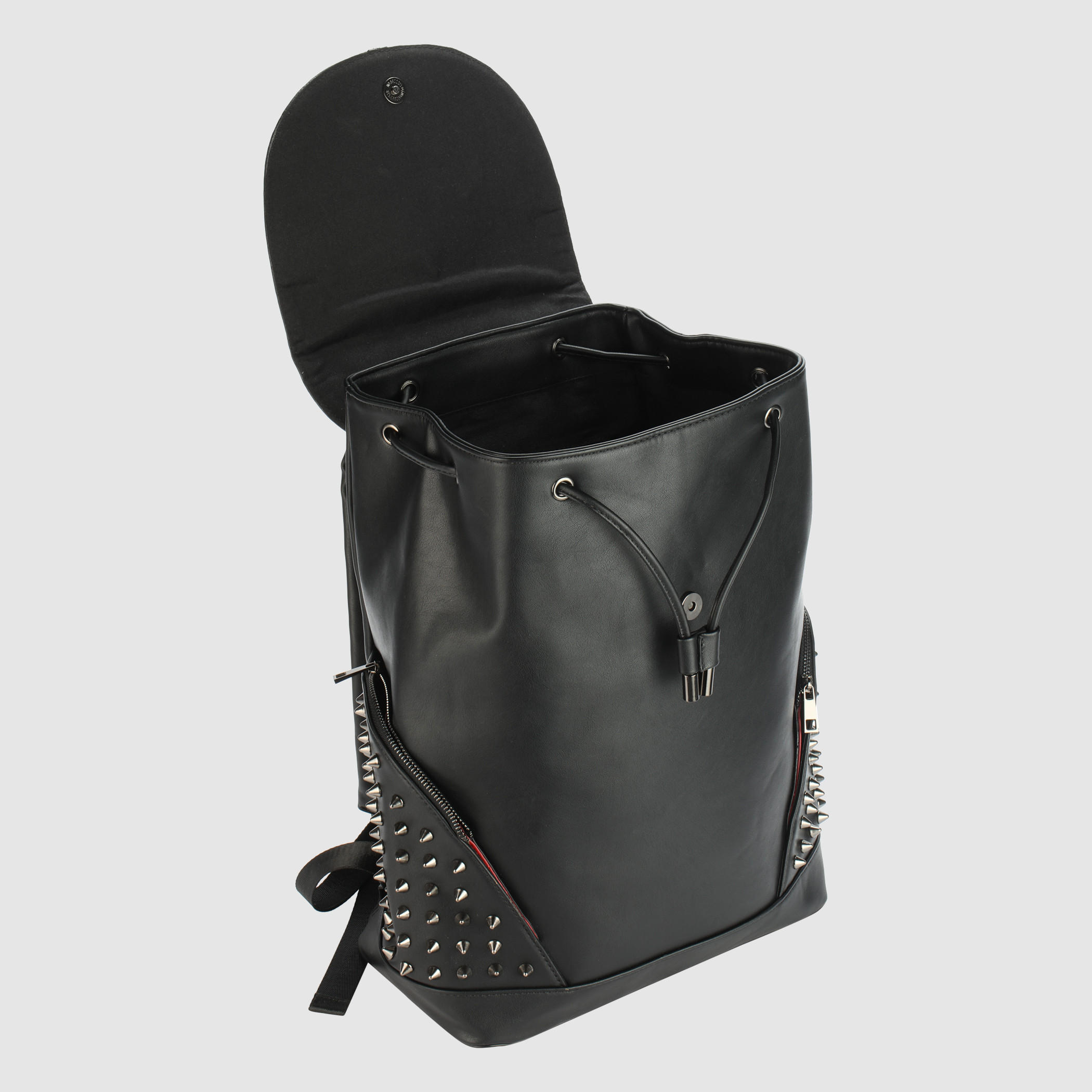 حقيبة ظهر مرصّعة بطيَّة ورباط للإغلاق-men-bags-image-1