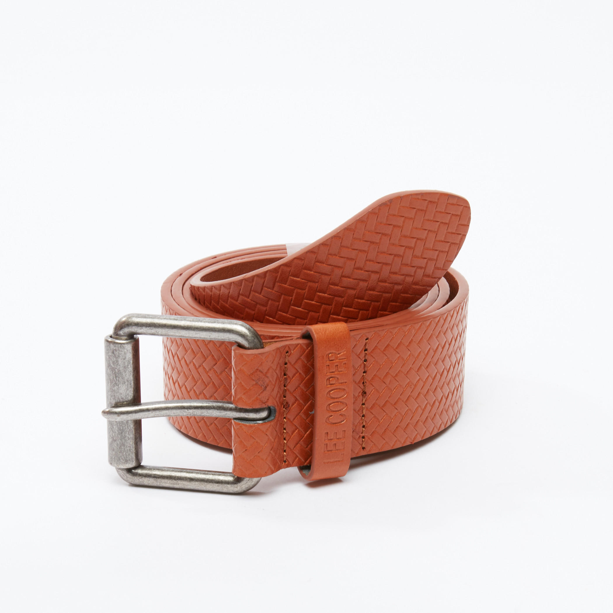 حزام بارز الملمس بإبزيم بدبوس من لي كوبر-men-beltsandwallets-belts-image-1