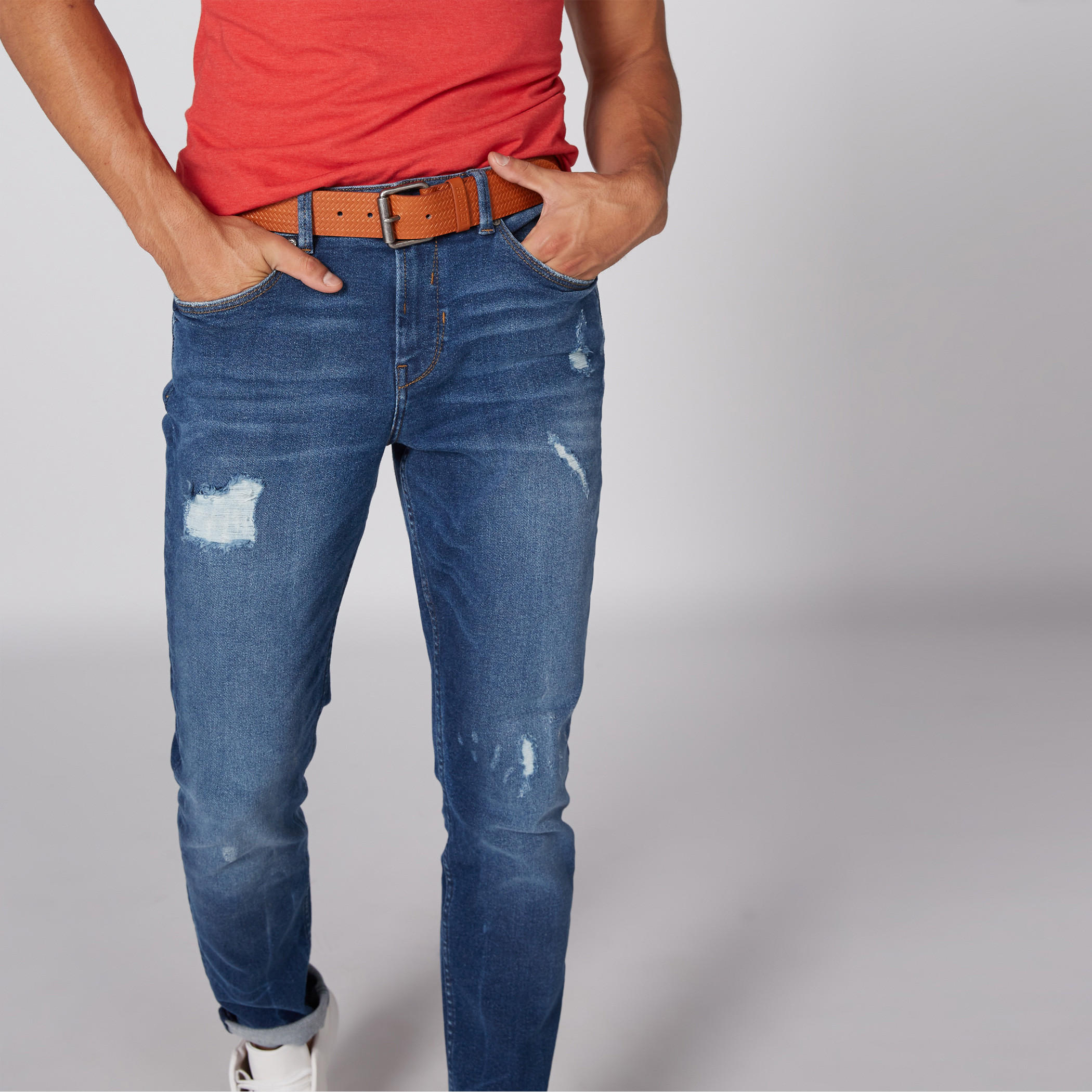 حزام بارز الملمس بإبزيم بدبوس من لي كوبر-men-beltsandwallets-belts-image-2