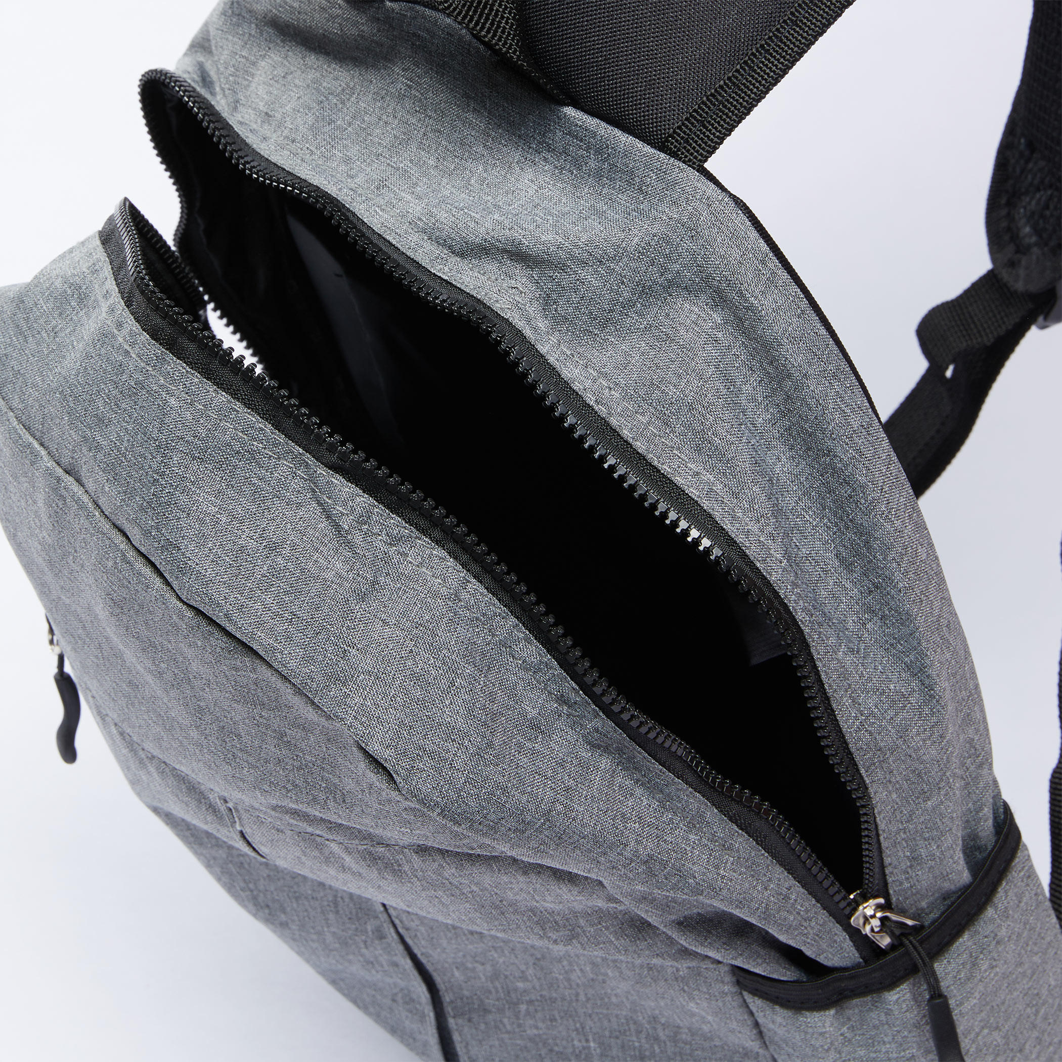 حقيبة ظهر بارزة الملمس بسحّاب إغلاق من كابا-men-bags-image-1