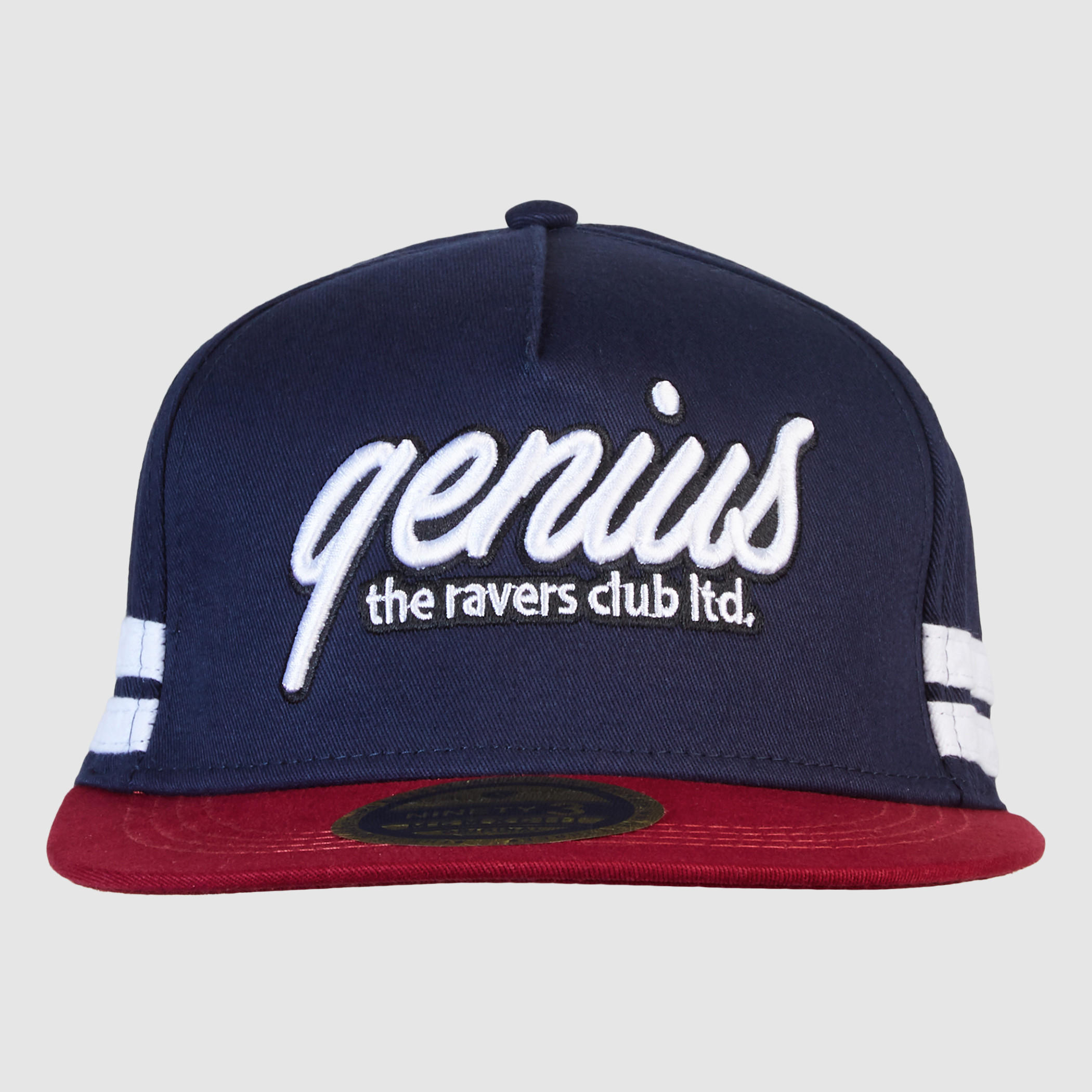 قبعة كاب مطرّزة بزر إغلاق-men-caps-image-3