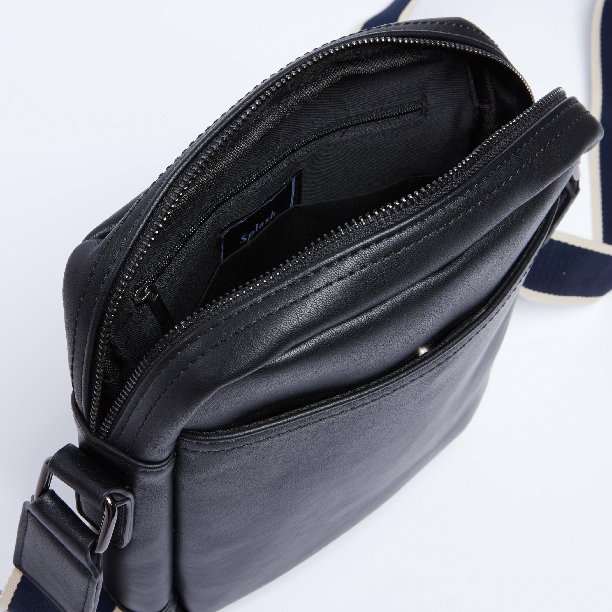 حقيبة كروس بودي متعددة الأقسام بسحاب إغلاق وحمّالة قابلة للتعديل-men-bags-image-5
