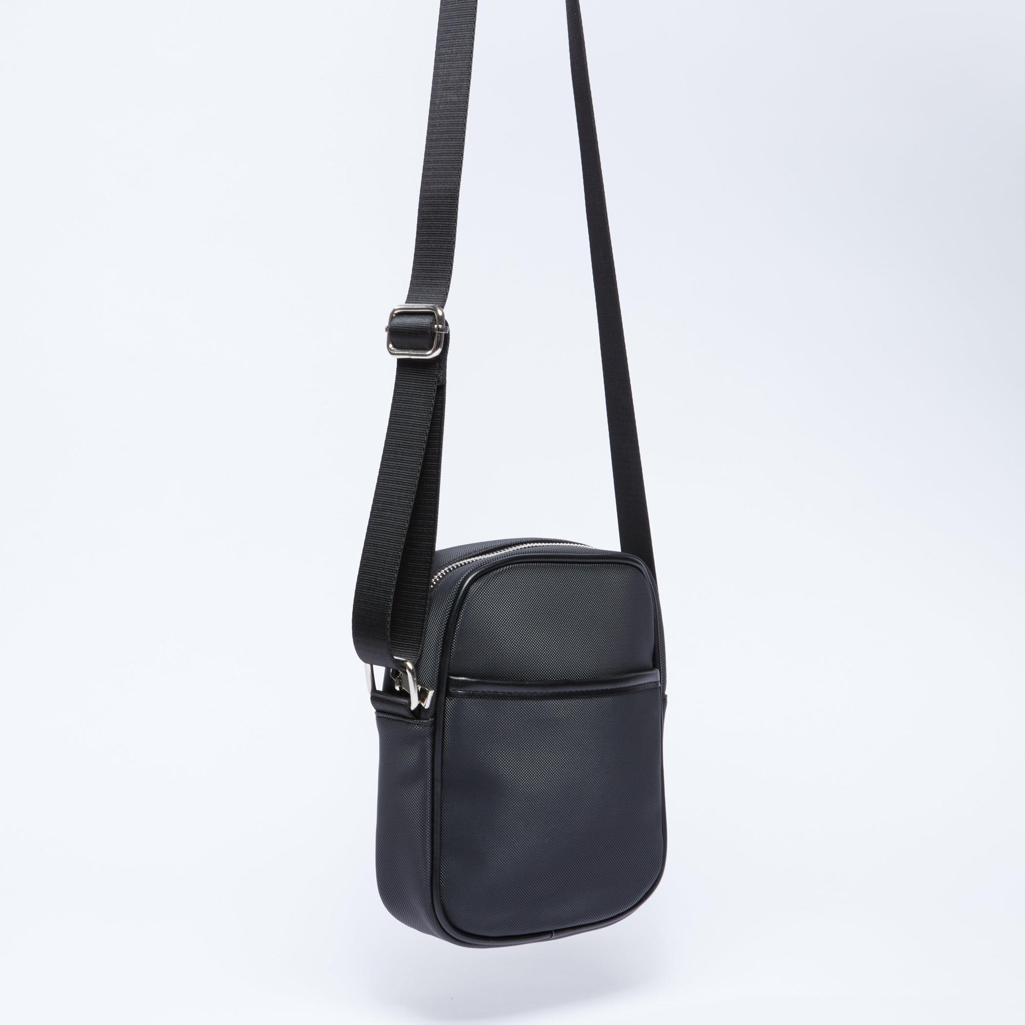 حقيبة كروس بودي بارزة الملمس بسحاب إغلاق وحزام قابل للتعديل-men-bags-image-3